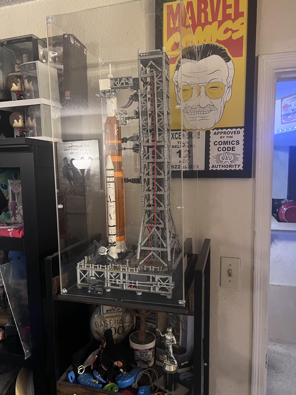 Display Case for Lego 10356 Star Trek: U.S.S. Enterprise NCC-1701-D or 10276 Colosseum, 25.59x21.65x13.77inches (65x55x35cm), Protect Your Collectibles from Dust with a Clear Showcase customer photo 1