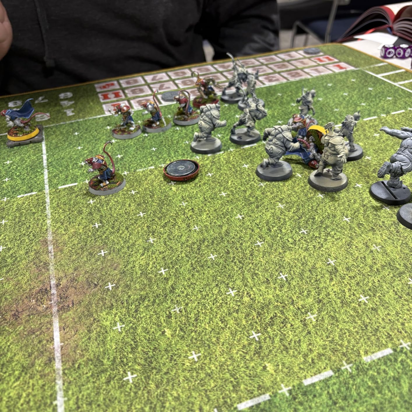 Warzone Studio Rubber Game Mat: Champion's Sevens + Bag customer photo 2