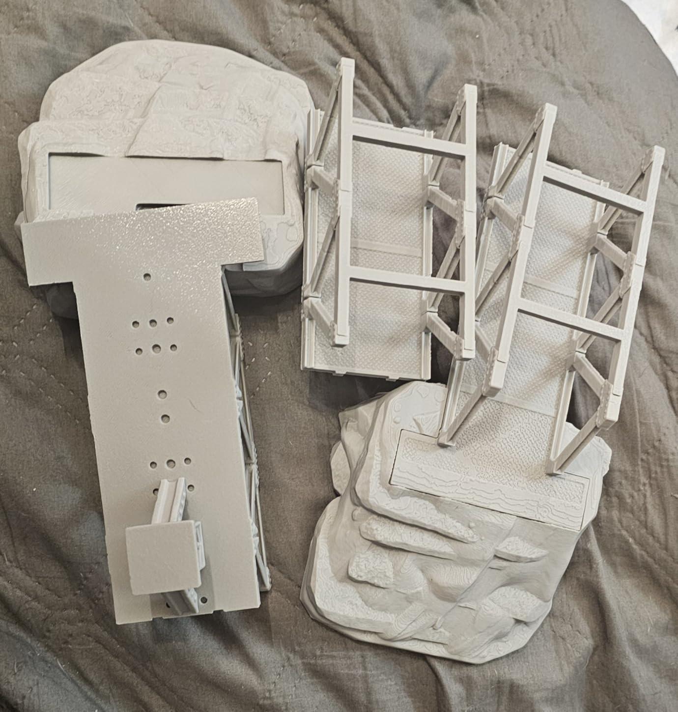Battle Damaged Industrial Scenery for Wargame - 28mm Scale Unpainted RPG Terrain Set for Trench Crusade - Metallic Bridges Ruin (AF1120B) customer photo 2