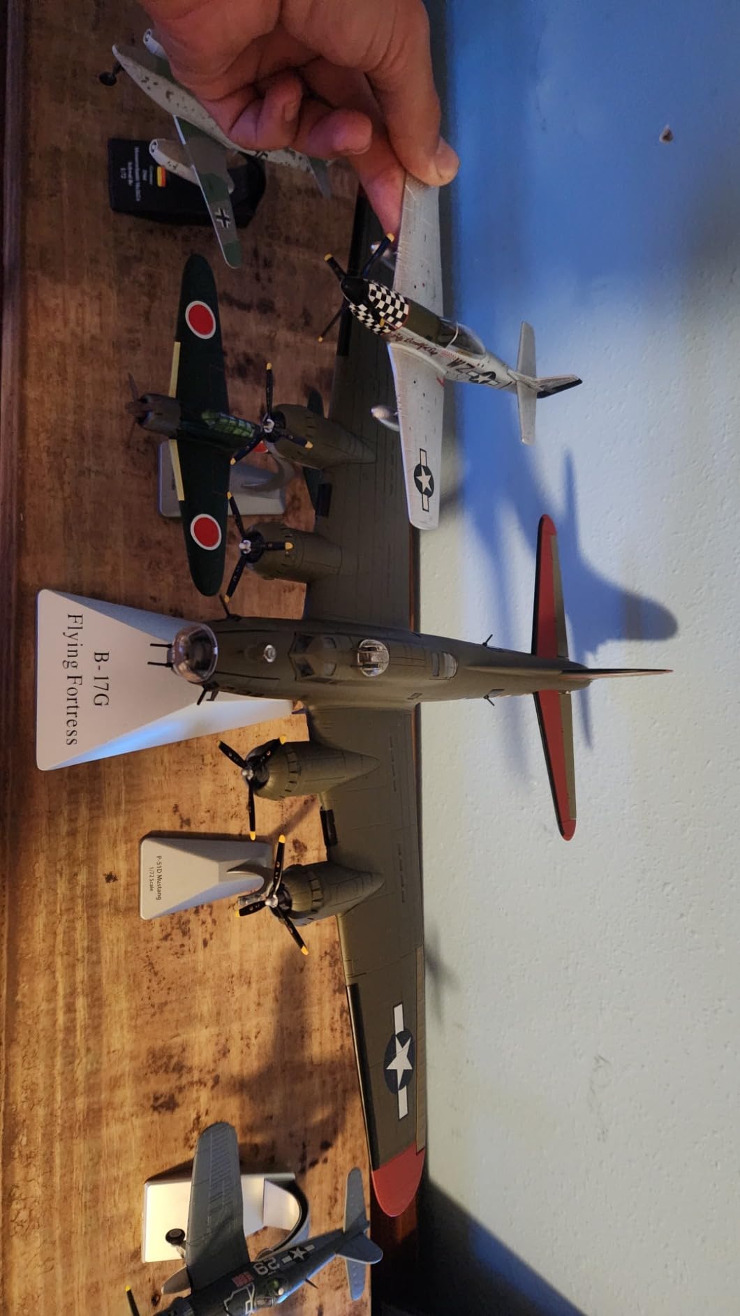NUOTIE Hawker Tempest British Fighter Model Metal 1/72 Die-cast WWII RAF Aircraft with Display Stand customer photo 1