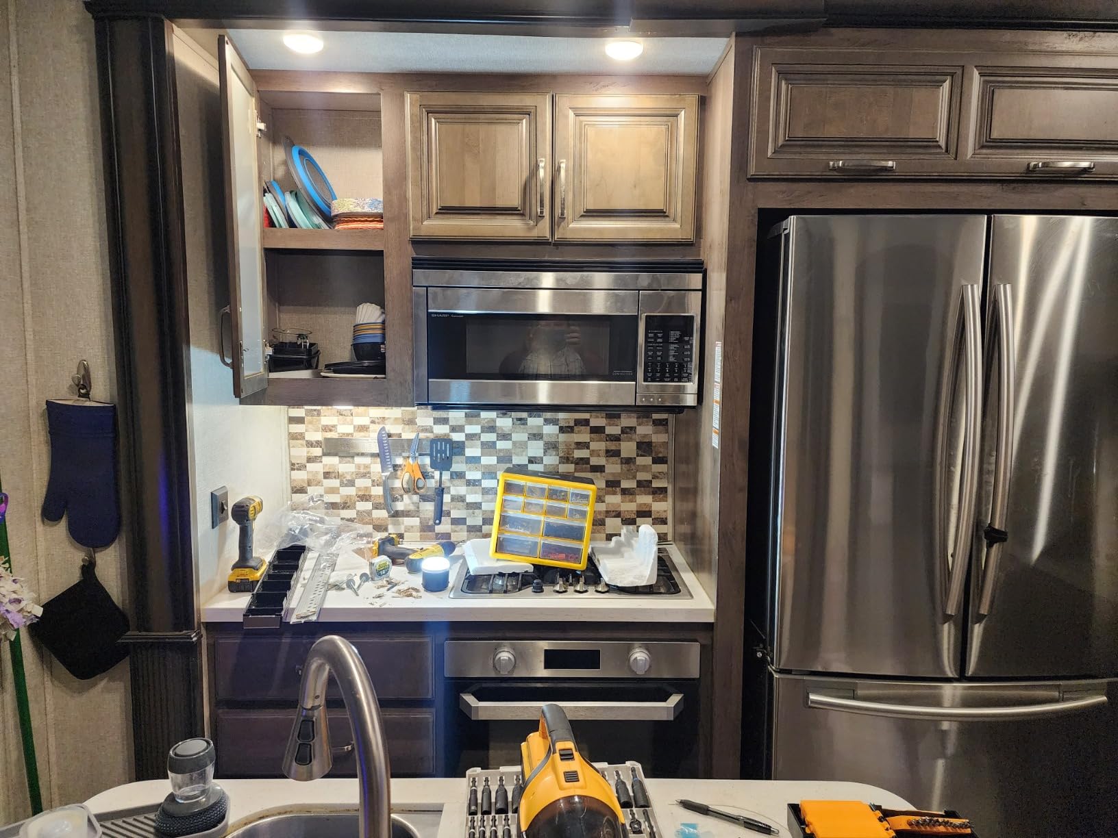 Sharp R1874T 1.1 cu. ft. 850W Over-the-Range Convection Microwave Oven, Stainless Steel customer photo 1