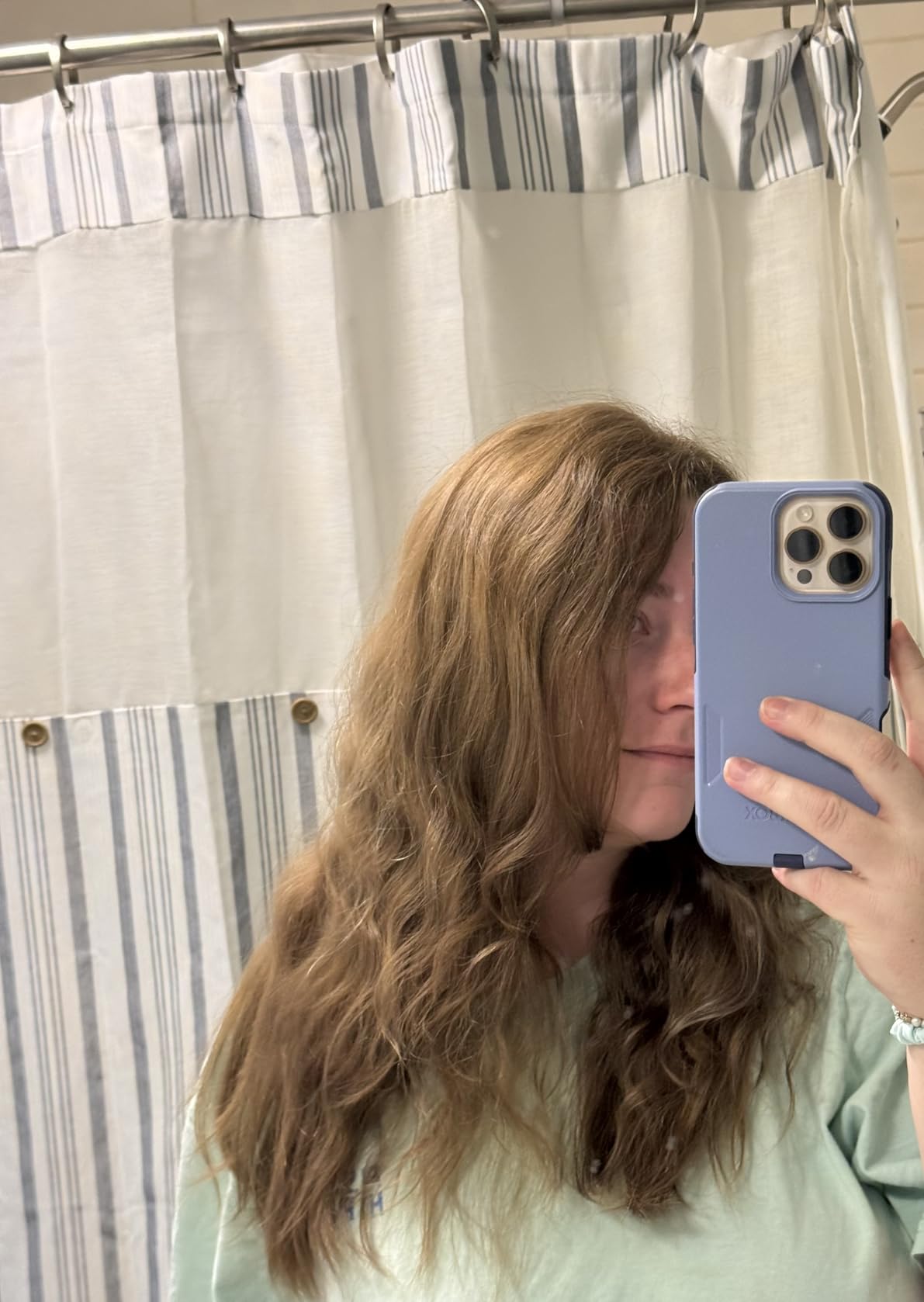 RUSK Thermal Shine Spray, Pure Argan Oil, Eliminates Frizz and Maintains Shine, Sleek and Smooth Hair, 4.4 oz customer photo 1