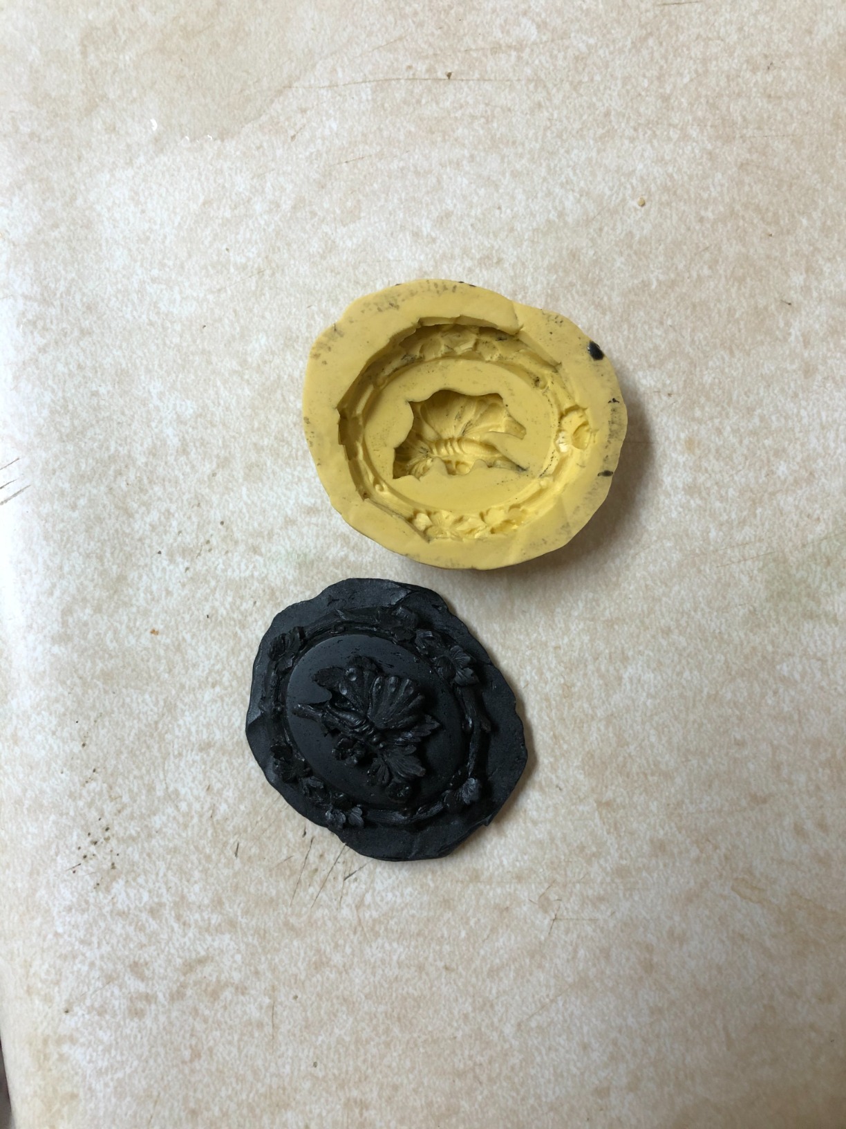 Aves Apoxie Sculpt - 2 Part Modeling Compound (A&B) - 1 Pound, Black customer photo 1