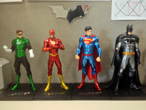 Kotobukiya DC Comics Justice League: Batman New 52 ArtFX+ Statue customer photo 1