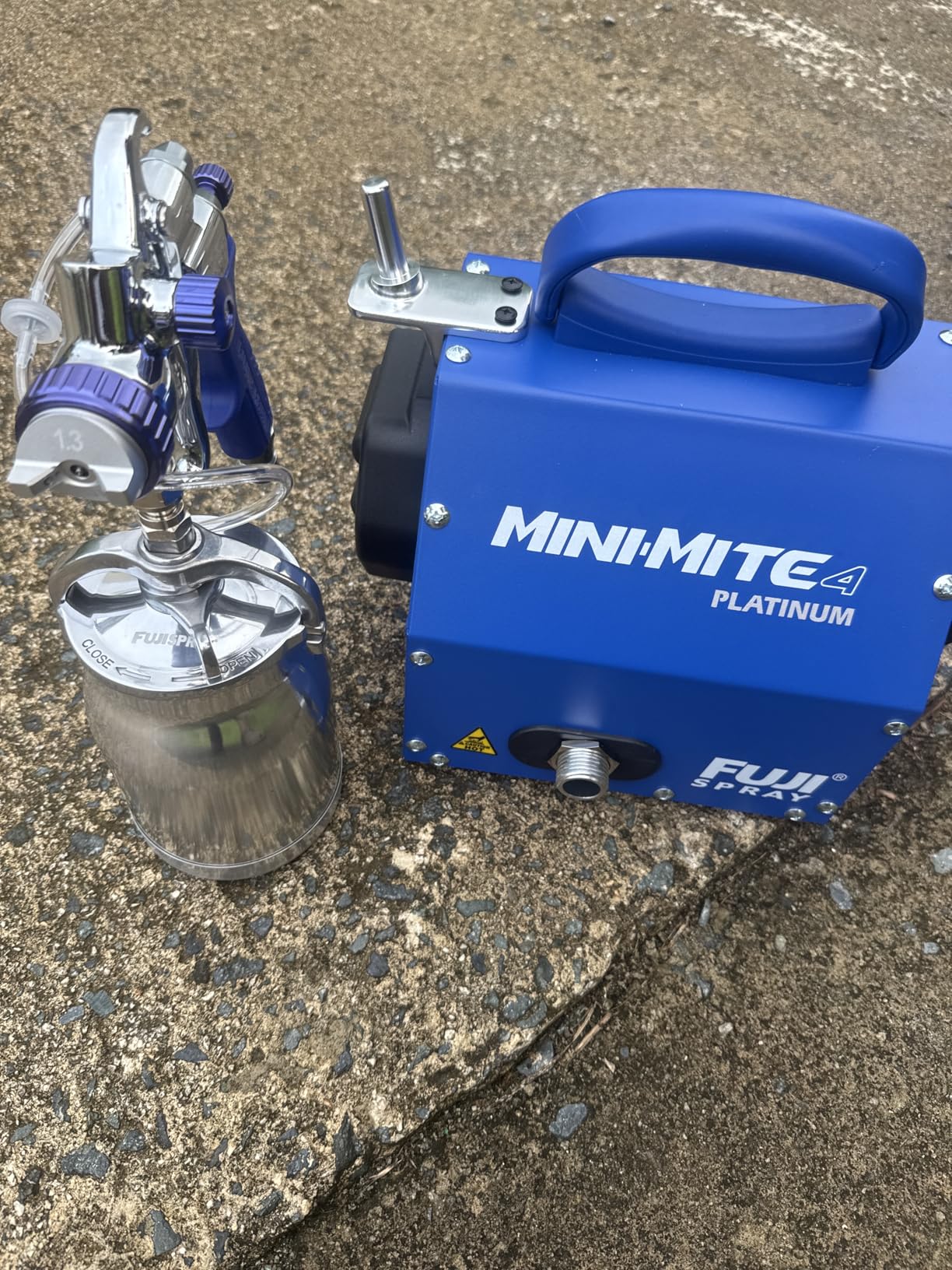 Fuji Spray 2904-T70 Mini-Mite 4 Platinum - T70 HVLP Spray System customer photo 1