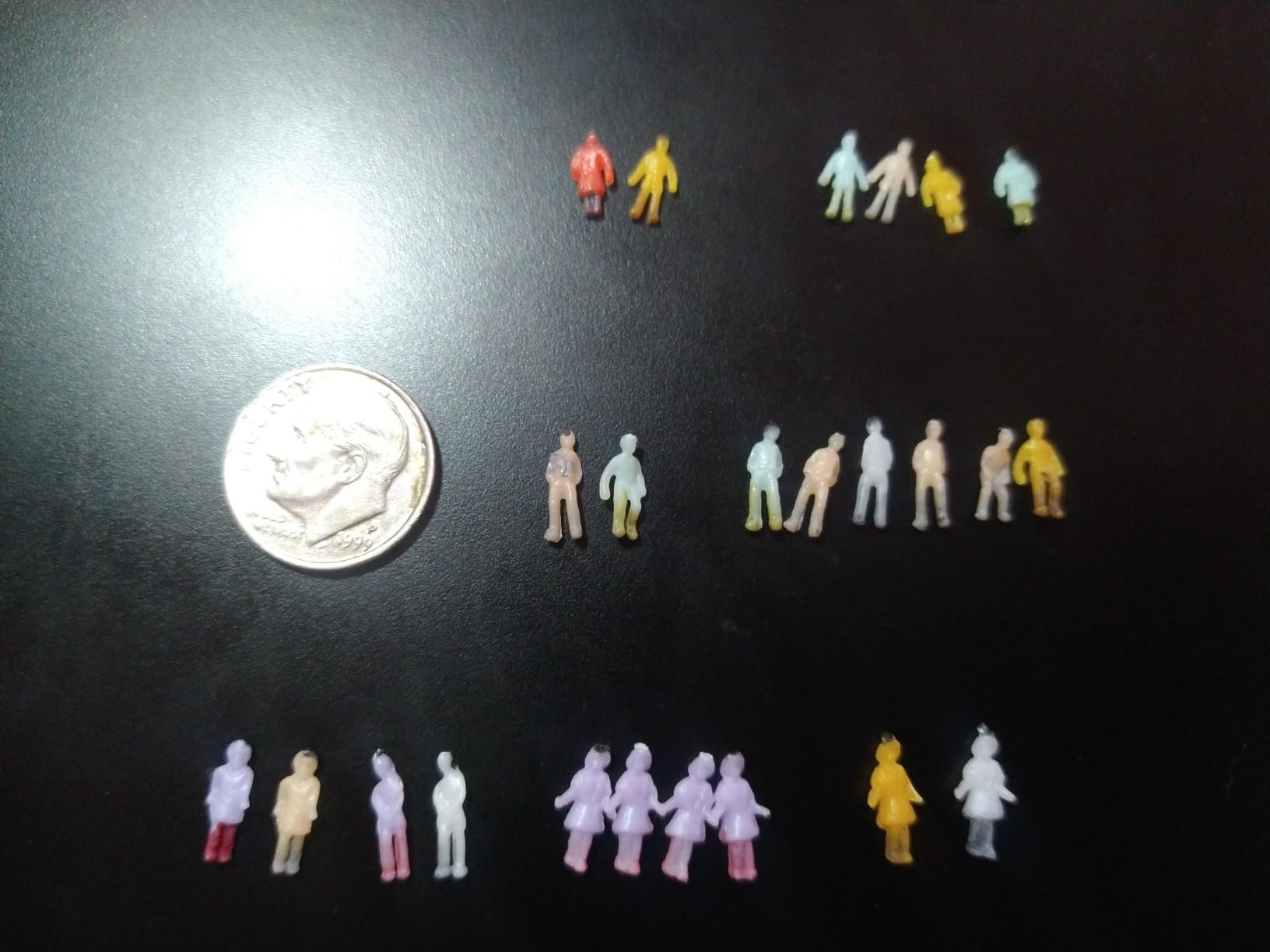 100 Pieces 1:200 Scale Hand Painted Layout Model Train People Figure customer photo 2