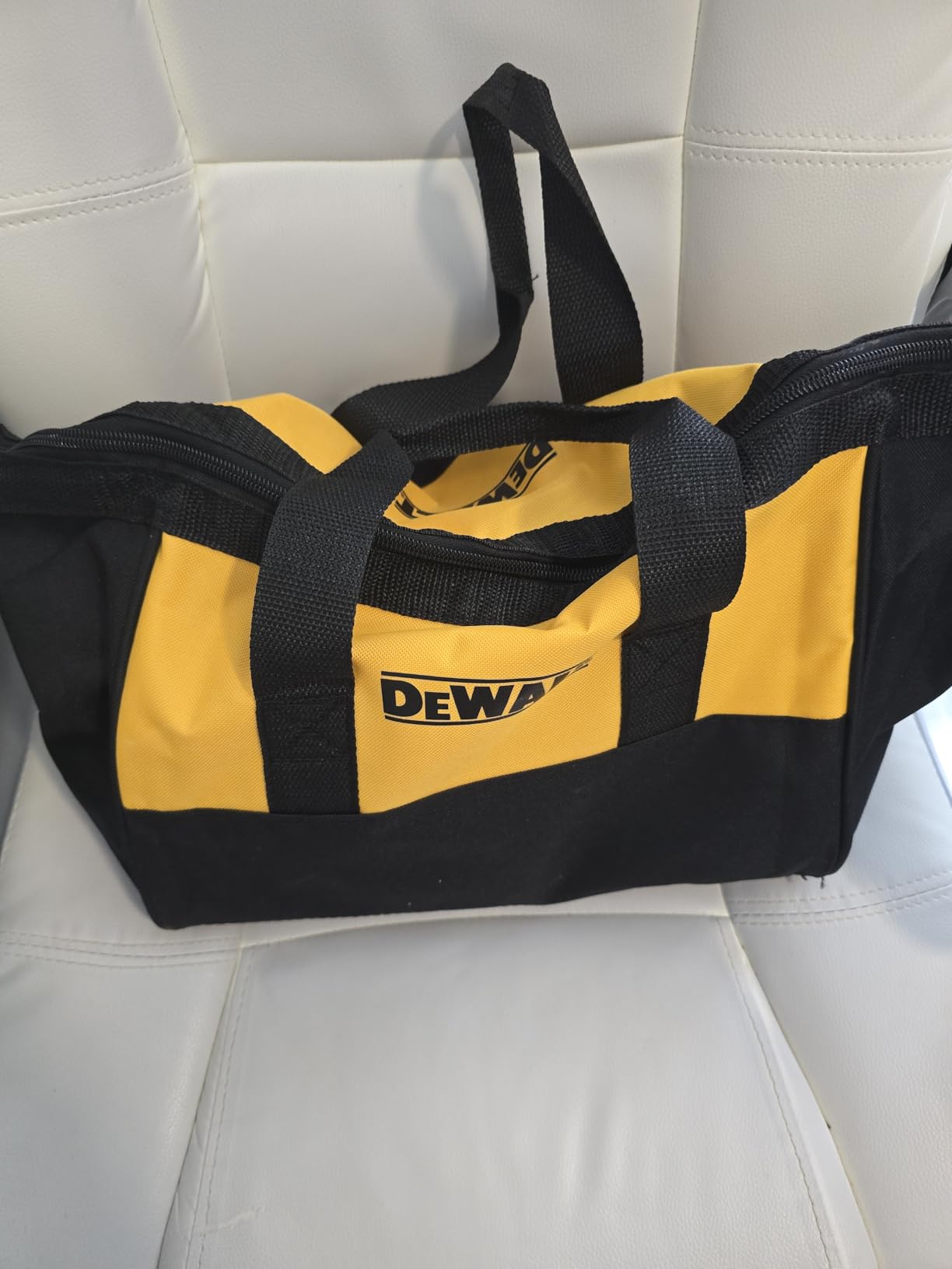 DEWALT 20V MAX Cordless Drill and Impact Driver, Power Tool Combo Kit, Includes 2 Batteries, Charger and Bag (DCK240C2) customer photo 1
