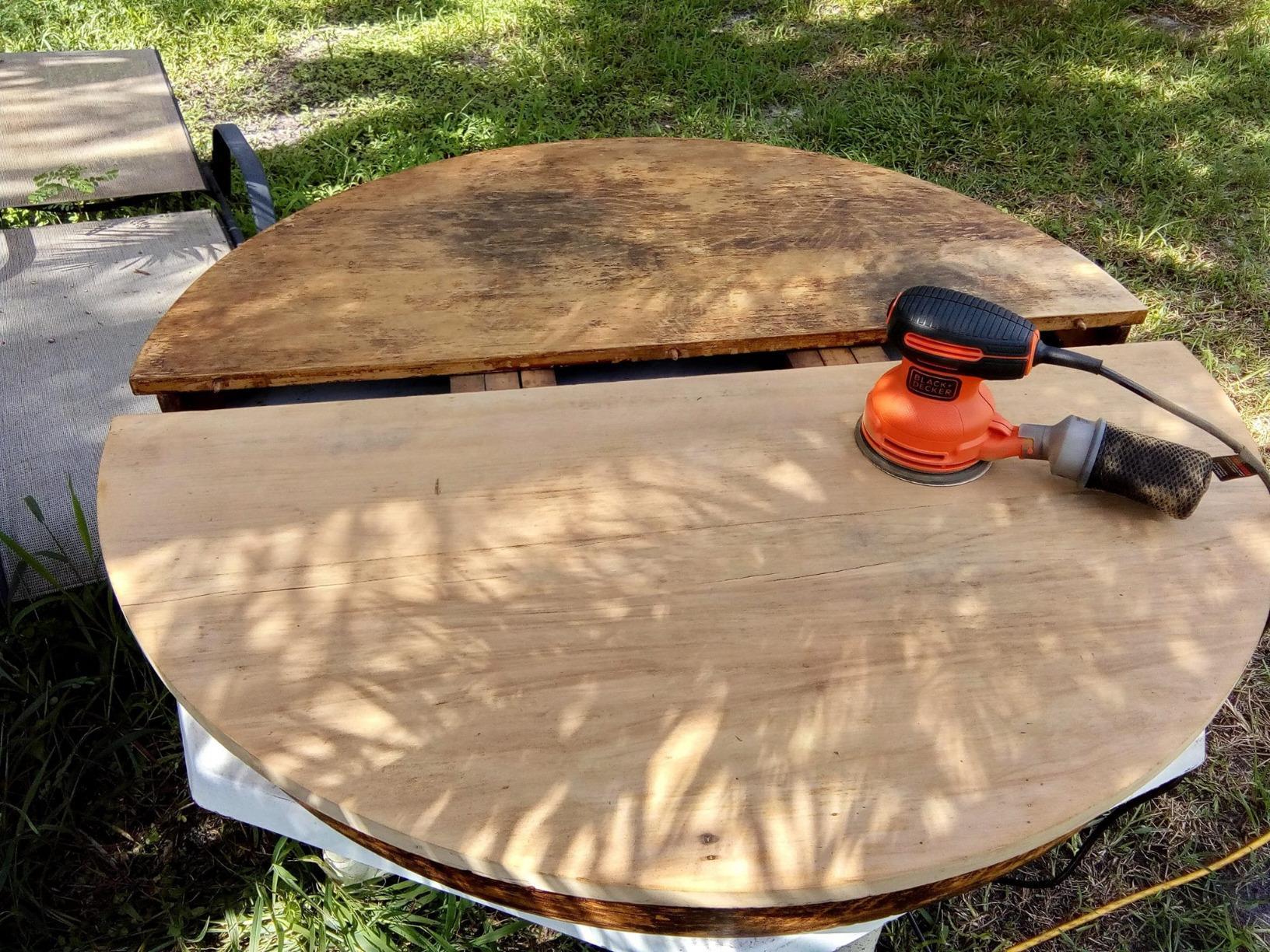 BLACK+DECKER Orbital Sander, 5 Inch, 2.0 Amp, 12000 OPM, Corded (BDERO100) customer photo 2