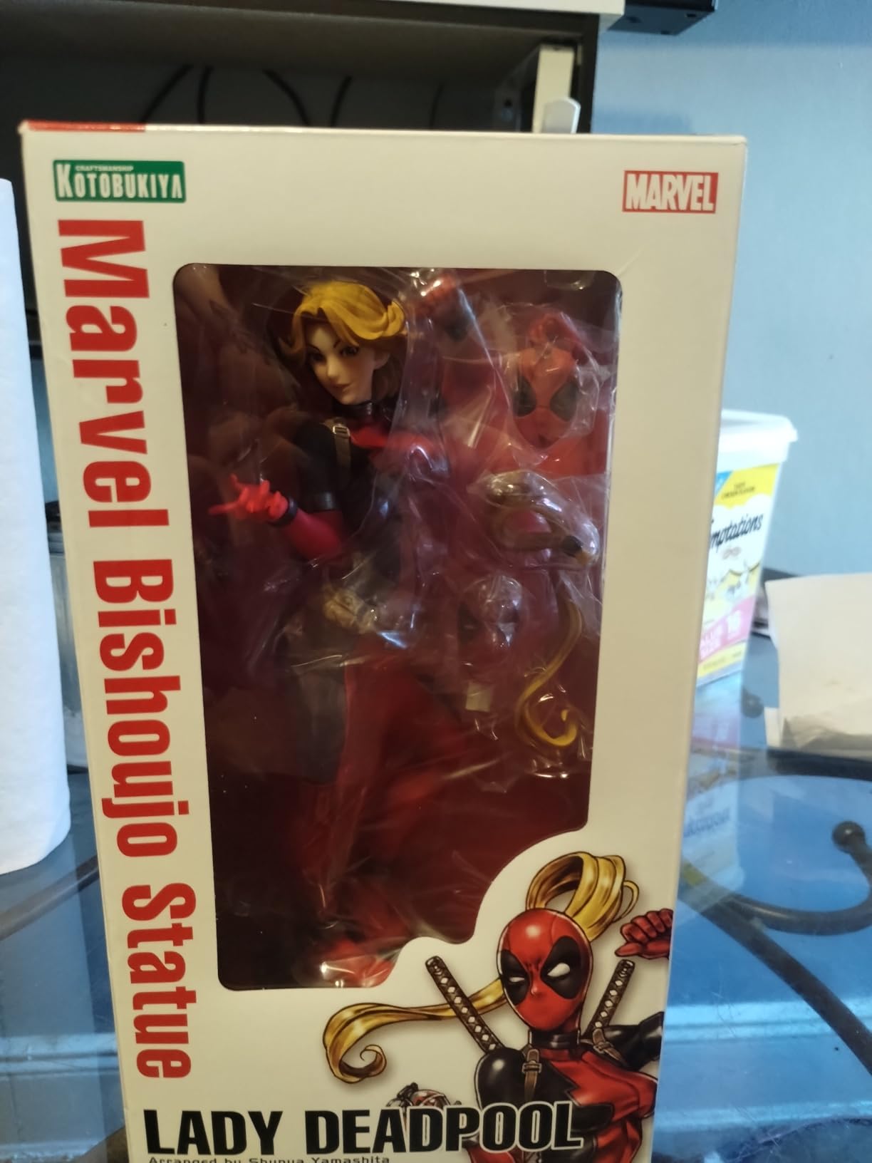 Kotobukiya Marvel: Lady Deadpool Bishoujo Statue customer photo 2