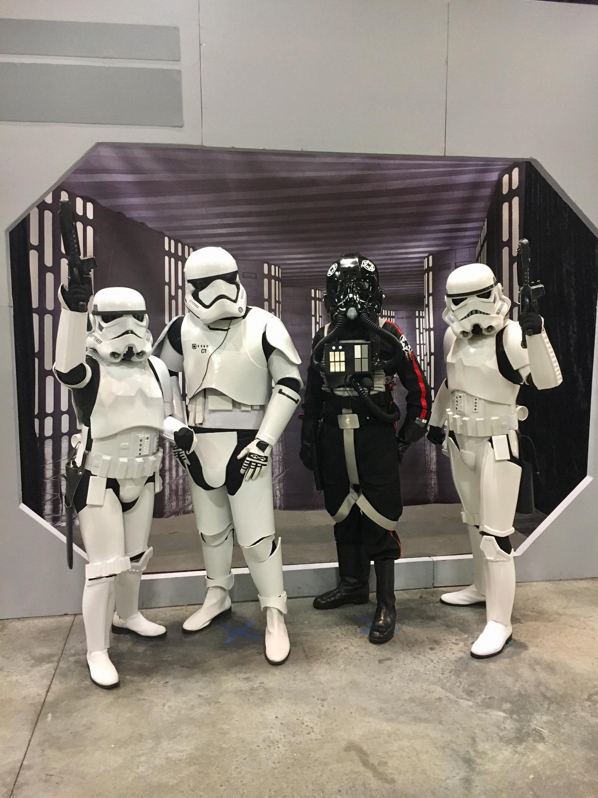 STAR WARS The Force Awakens Stormtrooper 1:1 Scale Helmet By Anovos customer photo 2