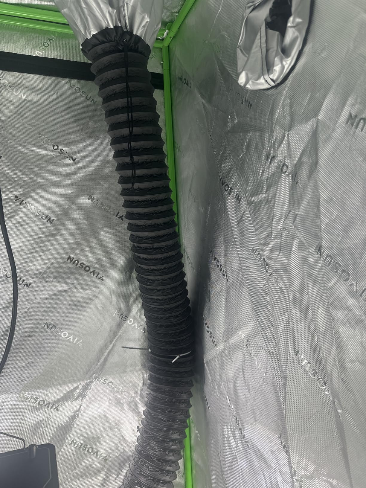 VIVOSUN 4 Inch Flexible Aluminum Ducting, 25 Feet Long Flex Air Duct with 2 Clamps, Heavy-Duty Multi-Layer Dryer Hose Vent Kit for Heating Cooling Ventilation and Exhaust customer photo 1