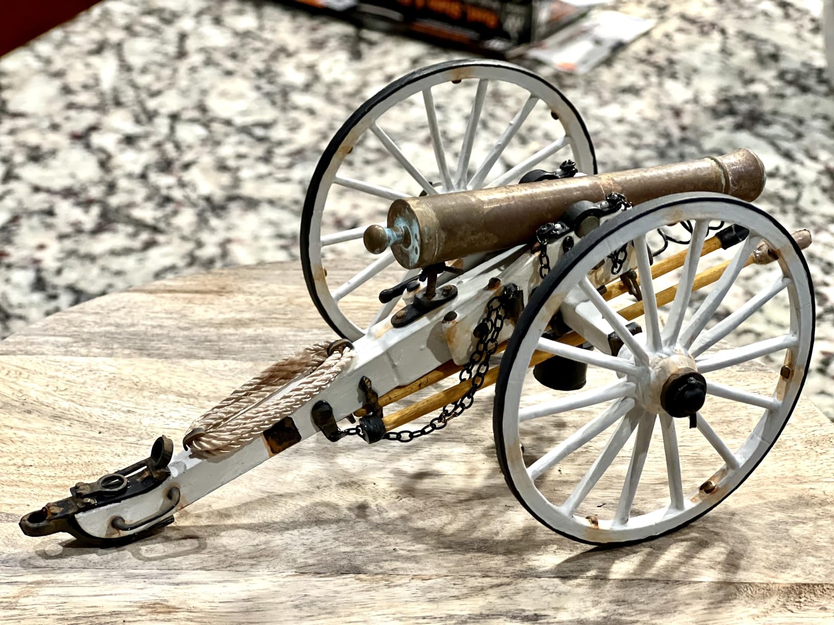 Guns Of History James Cannon 6-lb 1:16 Scale Artillery Model Hobby Kit MS4007 - Model Expo customer photo 1