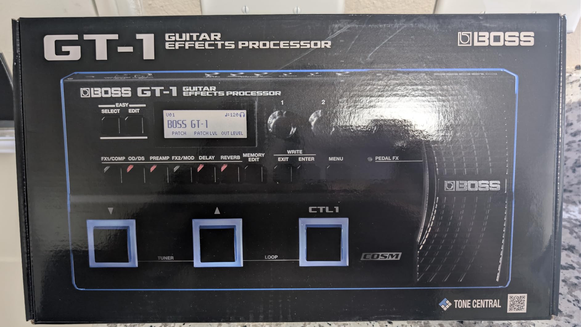 BOSS GT-1 | Compact Guitar Effects Processor | Packed with Iconic Amps & Effects customer photo 2