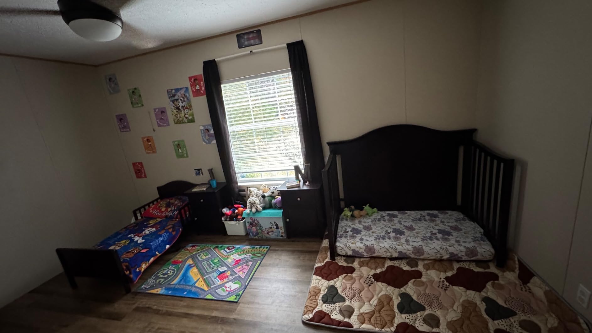 Delta Children Bennett Wood Toddler Bed - Greenguard Gold Certified, Bianca White customer photo 1