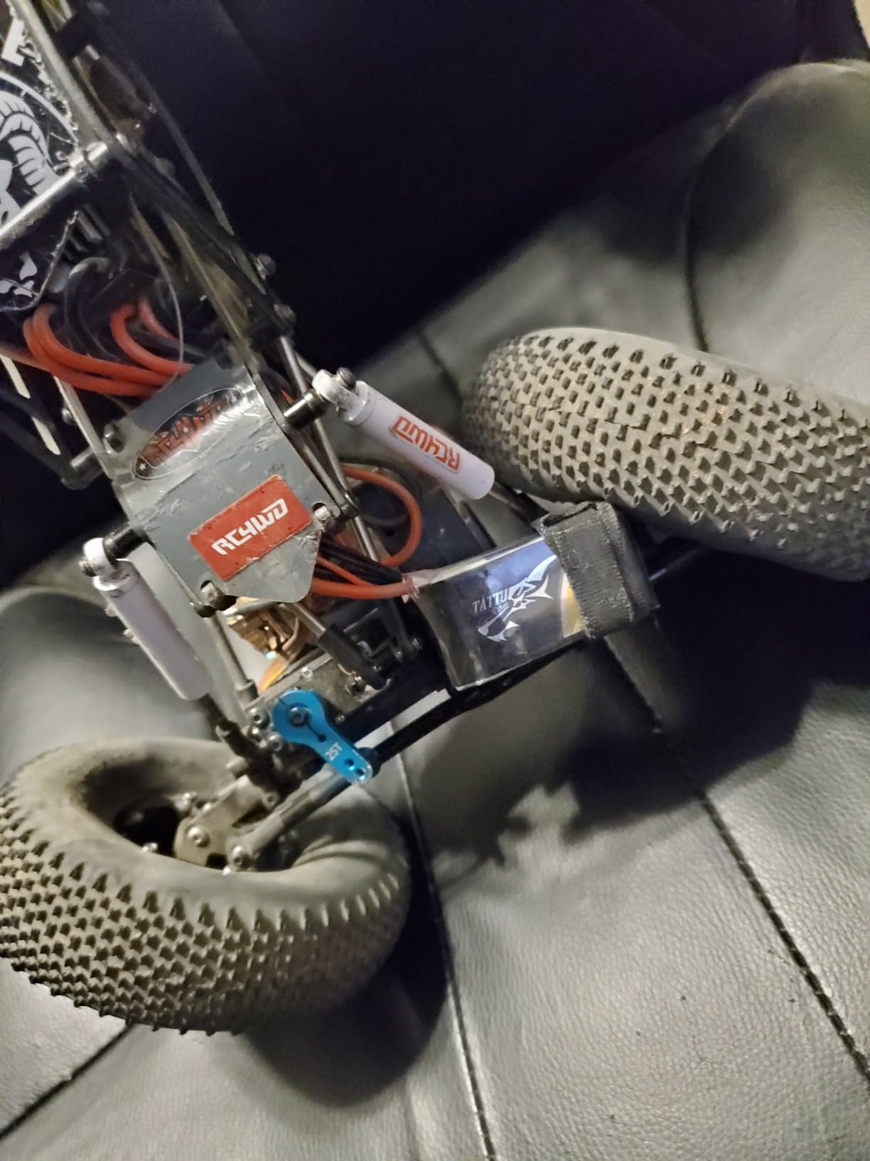 TATTU 850mAh 11.1V 75C 3S LiPo Battery Pack with XT60 Plug for Multirotor FPV 150 180 Size Quadcopter customer photo 2
