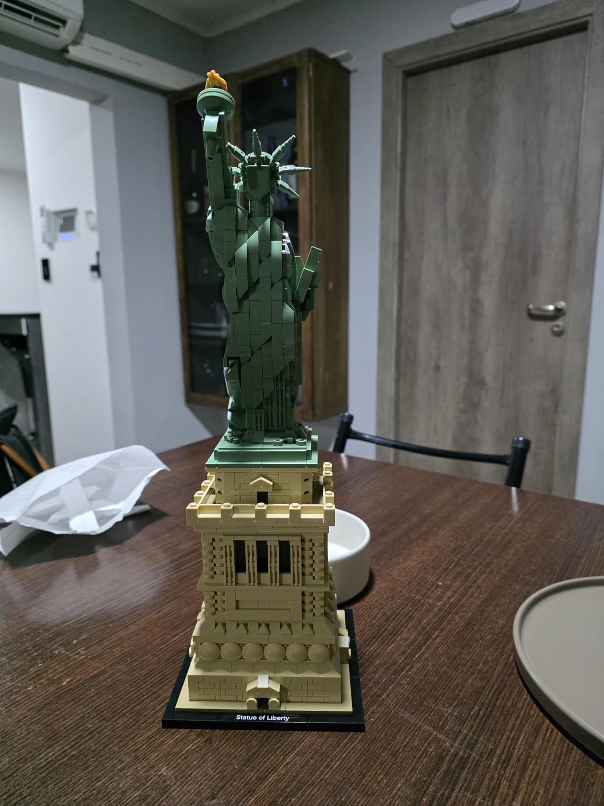 Architecture Statue of Liberty Model Building Set - Collectible New York City Souvenir, Creative Home Décor or Office Centerpiece, Great Gift Idea for Adults and Teens, 21042 customer photo 1