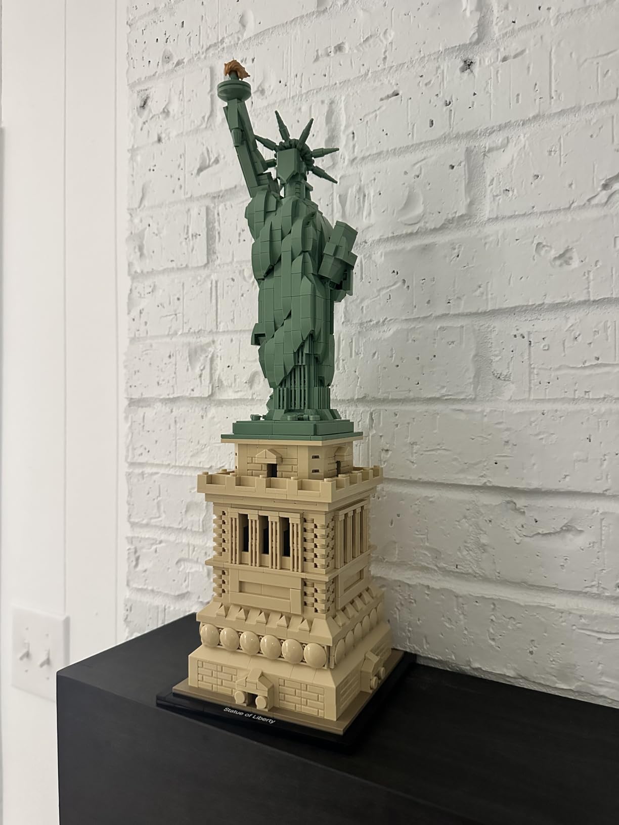 Architecture Statue of Liberty Model Building Set - Collectible New York City Souvenir, Creative Home Décor or Office Centerpiece, Great Gift Idea for Adults and Teens, 21042 customer photo 2