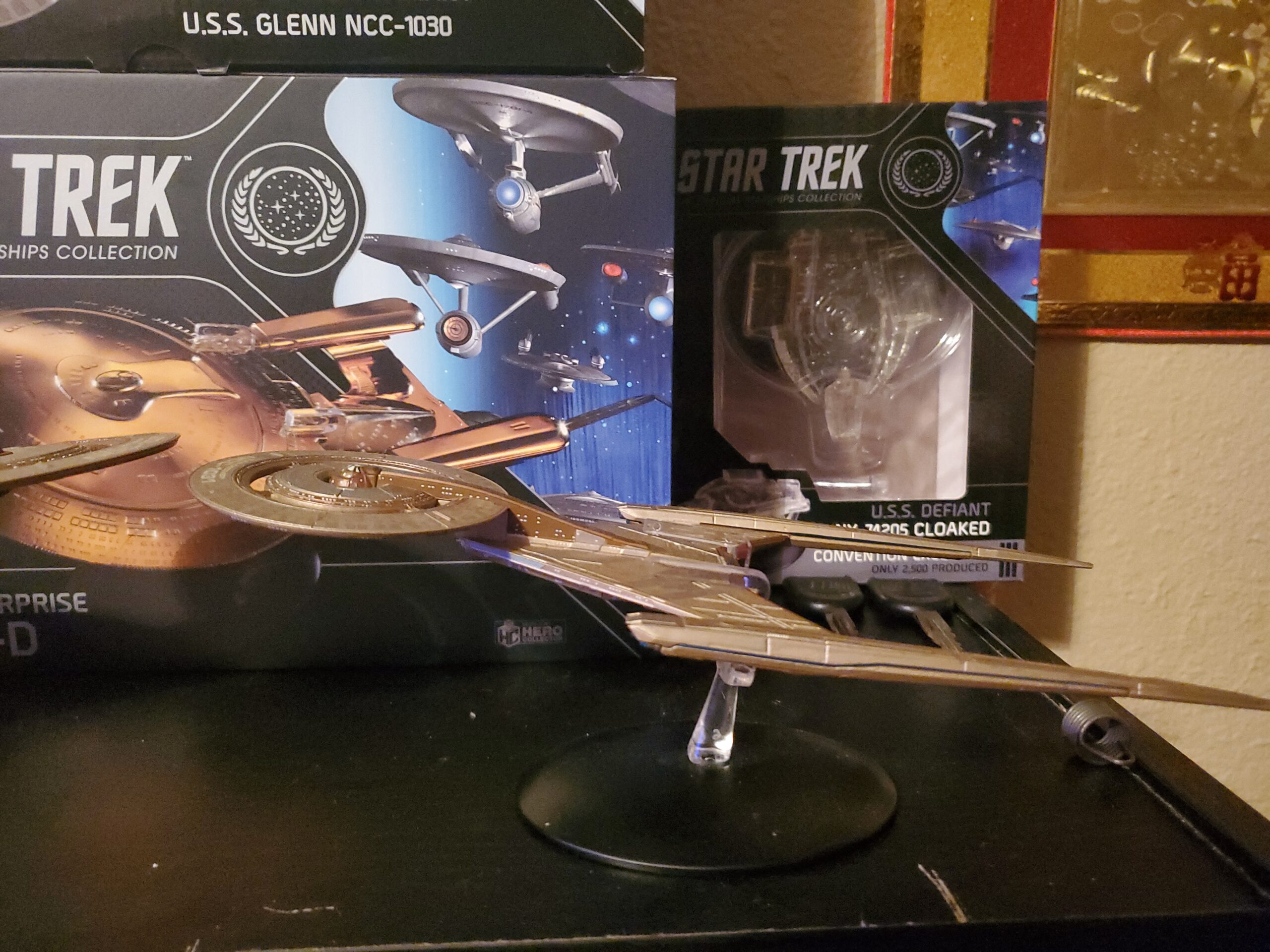 Star Trek Discovery The Official Starships Collection #2: USS Discovery NCC-1031 Ship Replica customer photo 1