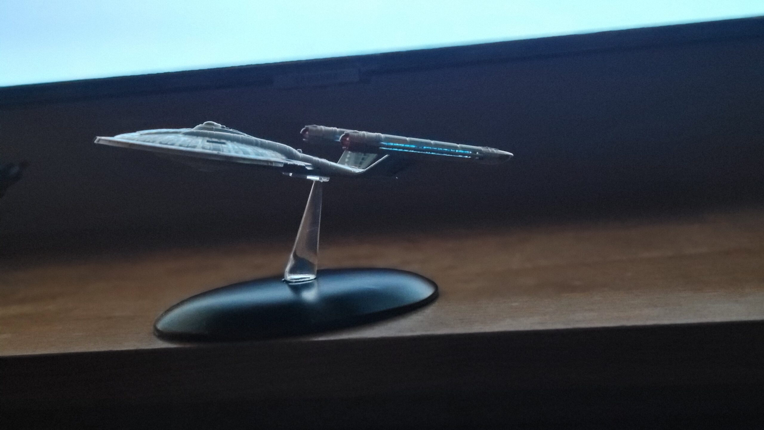 Eaglemoss DEC172289 Star Trek The Official Starships Collection USS Enterprise NX-01 Ship Replica, Multicolor customer photo 1