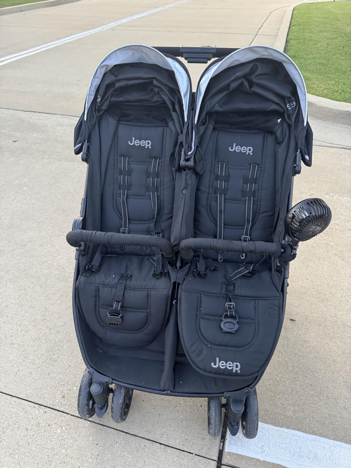 Jeep Destination Ultralight Side x Side Double Stroller, Midnight customer photo 2