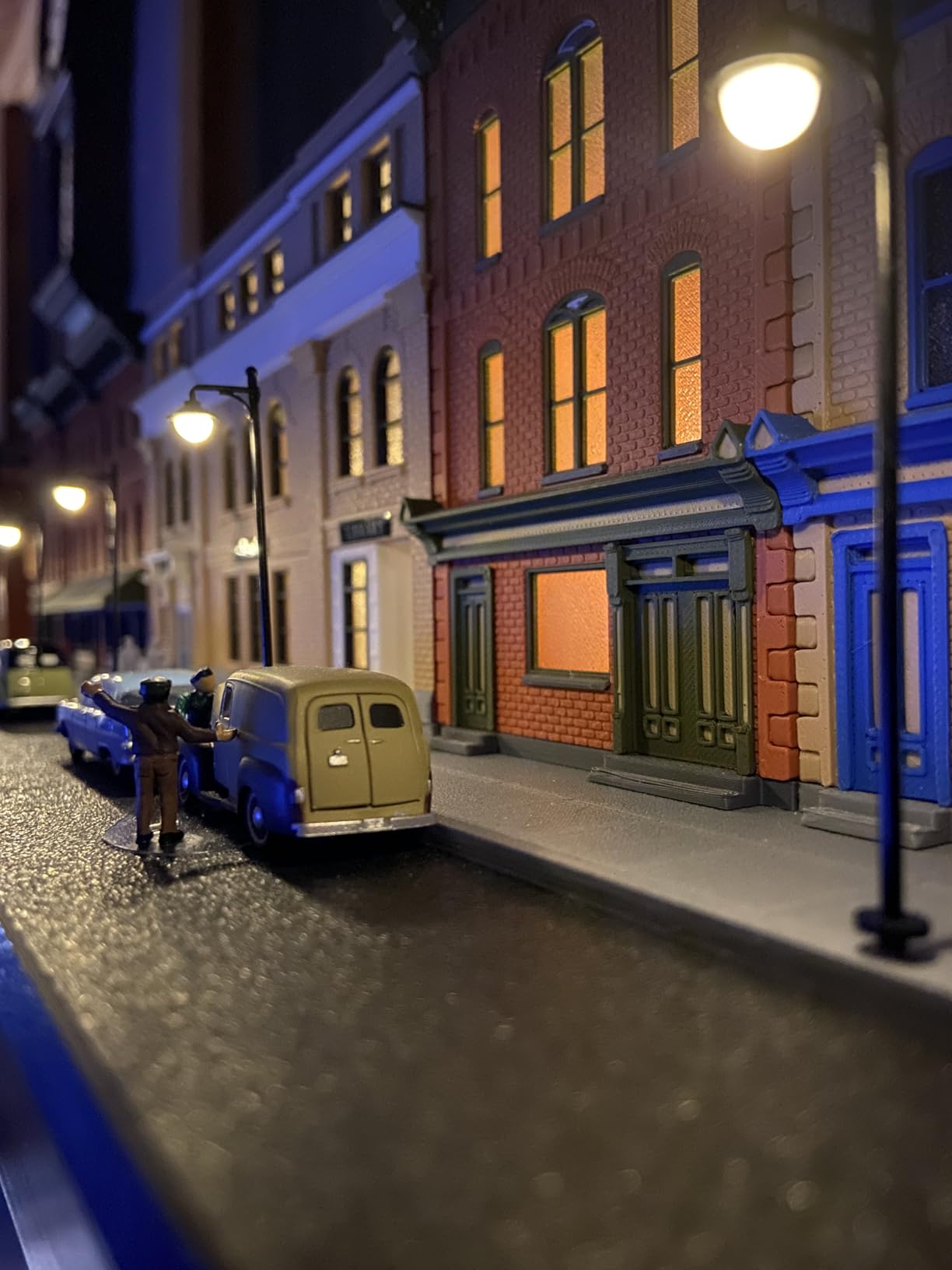 Evemodel LYM22 10pcs Model Railway Train Lamp Post 6.5cm Street Lights HO OO Scale LEDs New customer photo 1