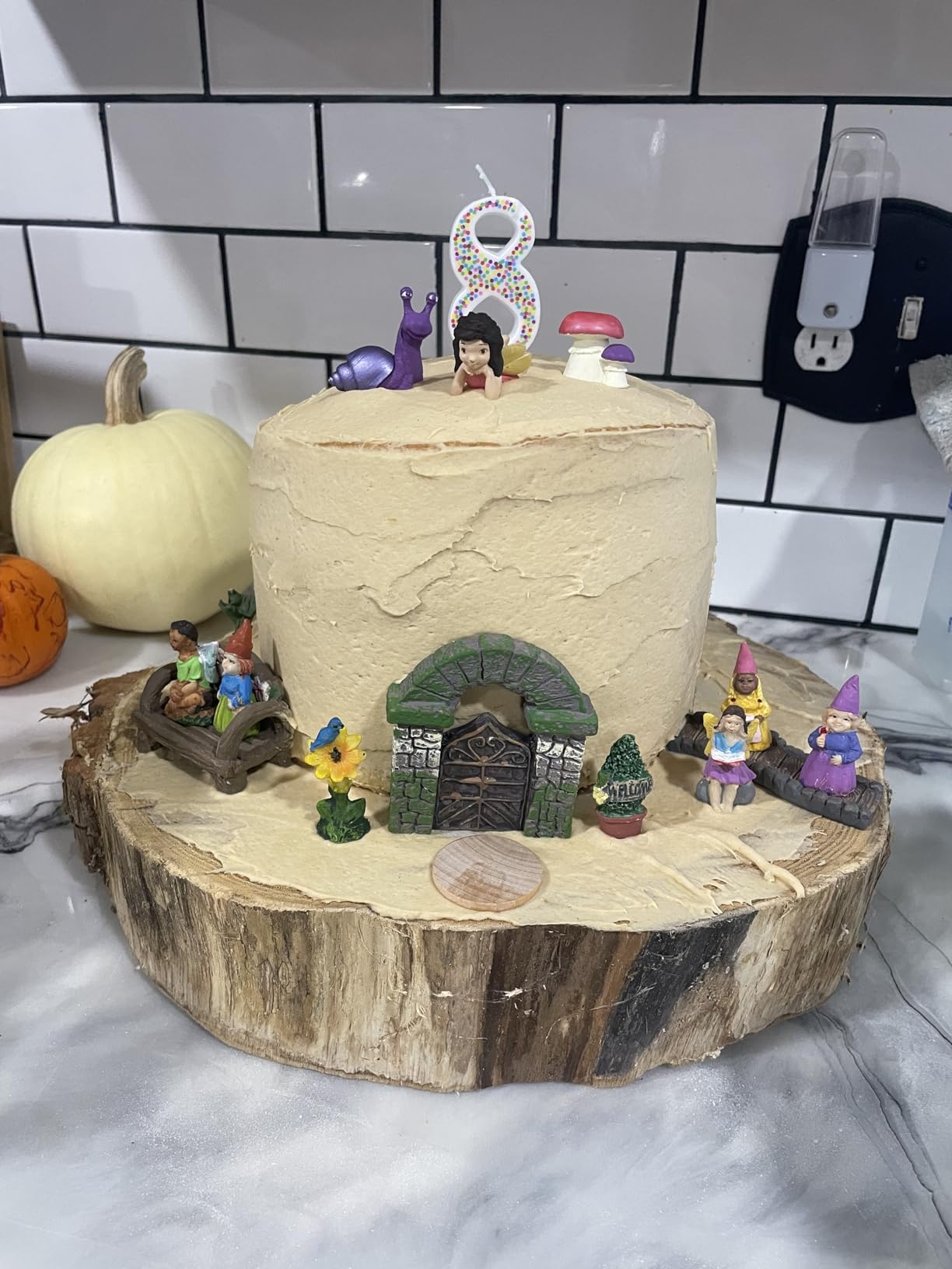 Safari Ltd. Friendly Fairies Super TOOB - 10 Adorable Fairy Figurines - Detailed Hand-Painted Toy Figures For Boys, Girls & Kids Ages 3+ customer photo 2