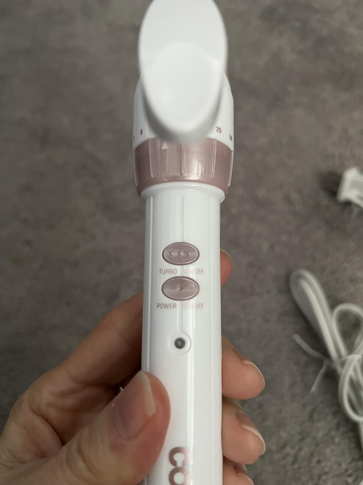 Conair Double Ceramic 1 in. Curling Iron | Double Ceramic 1 in. Barrel Creates Classic Curls on Short to Long Hair customer photo 1