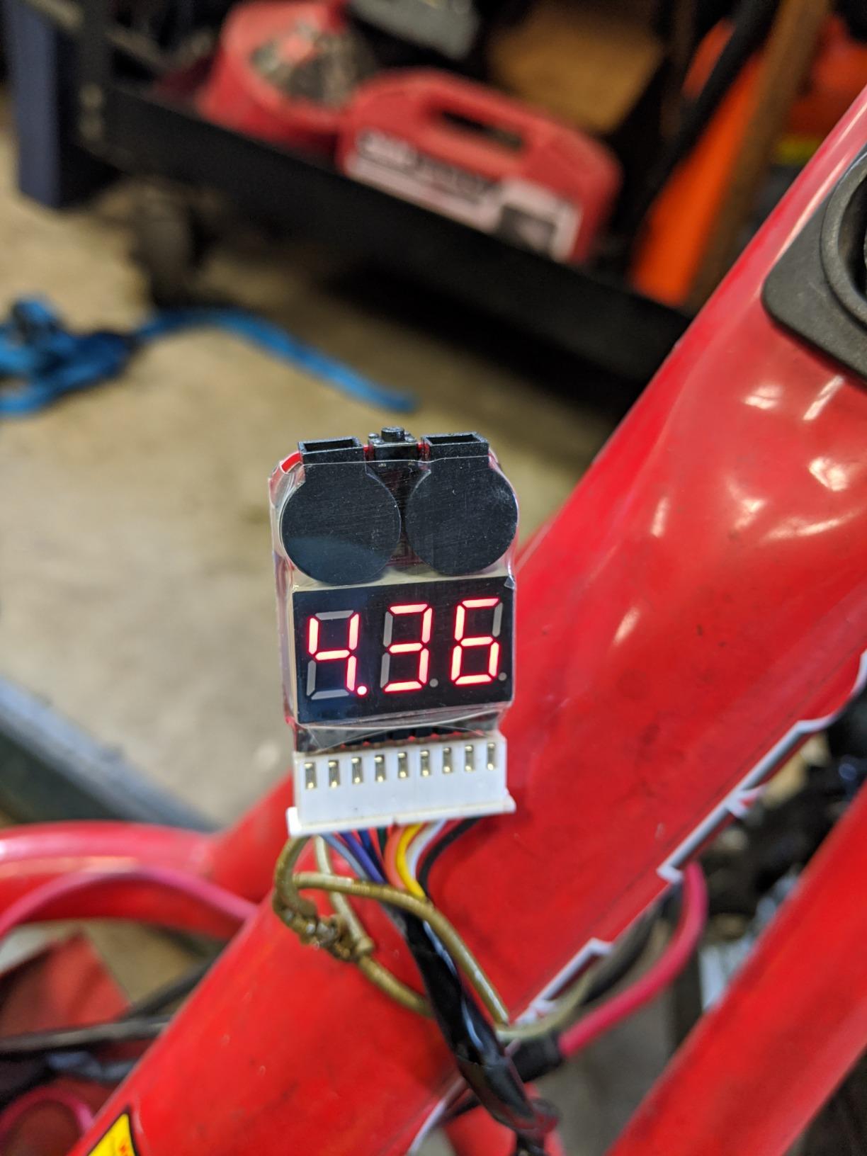 CAMWAY 5PCS 2in1 1-8s Lipo Battery Voltage Tester,RC Low Voltage Buzzer Alarm,Battery Monitor Checker Tester for 1-8s Lipo/Li-ion/LiMn/Li-Fe customer photo 2