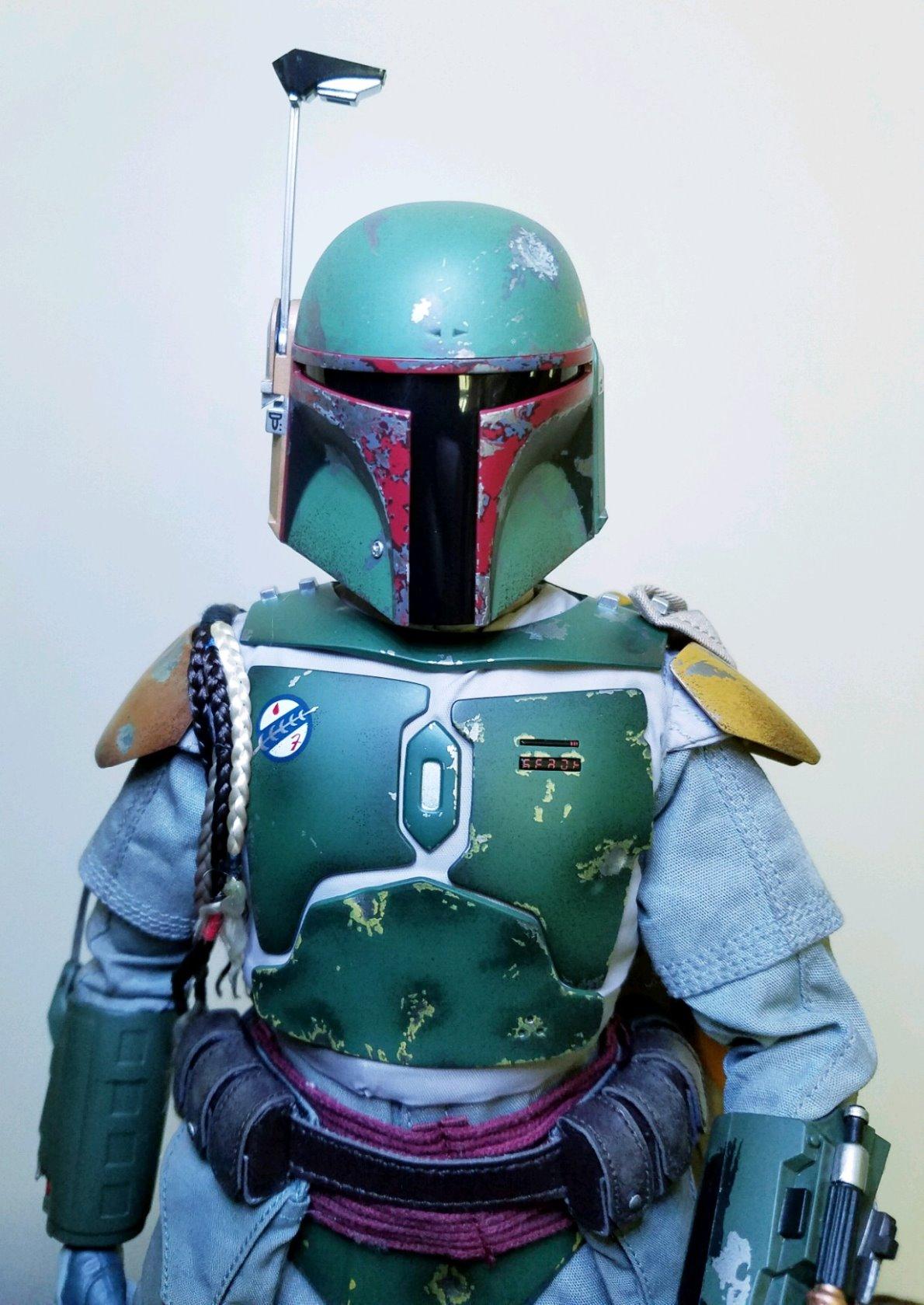 Hot Toys Boba Fett Star Wars Episode V: The Empire Strikes Back - Movie Masterpiece Series Sixth 1/6 Scale Collectible Figure (DELUXE VERSION) customer photo 1