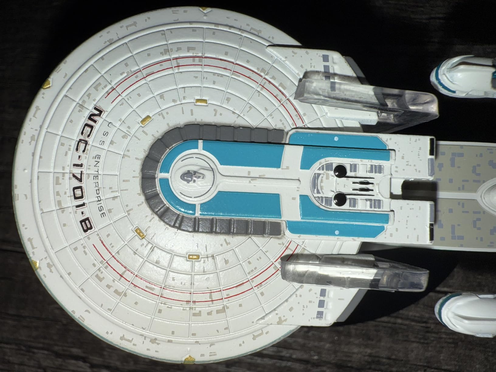 Eaglemoss Star Trek The Official Starships Collection #9: USS Enterprise NCC-1701 B Ship Replica Figurine customer photo 1