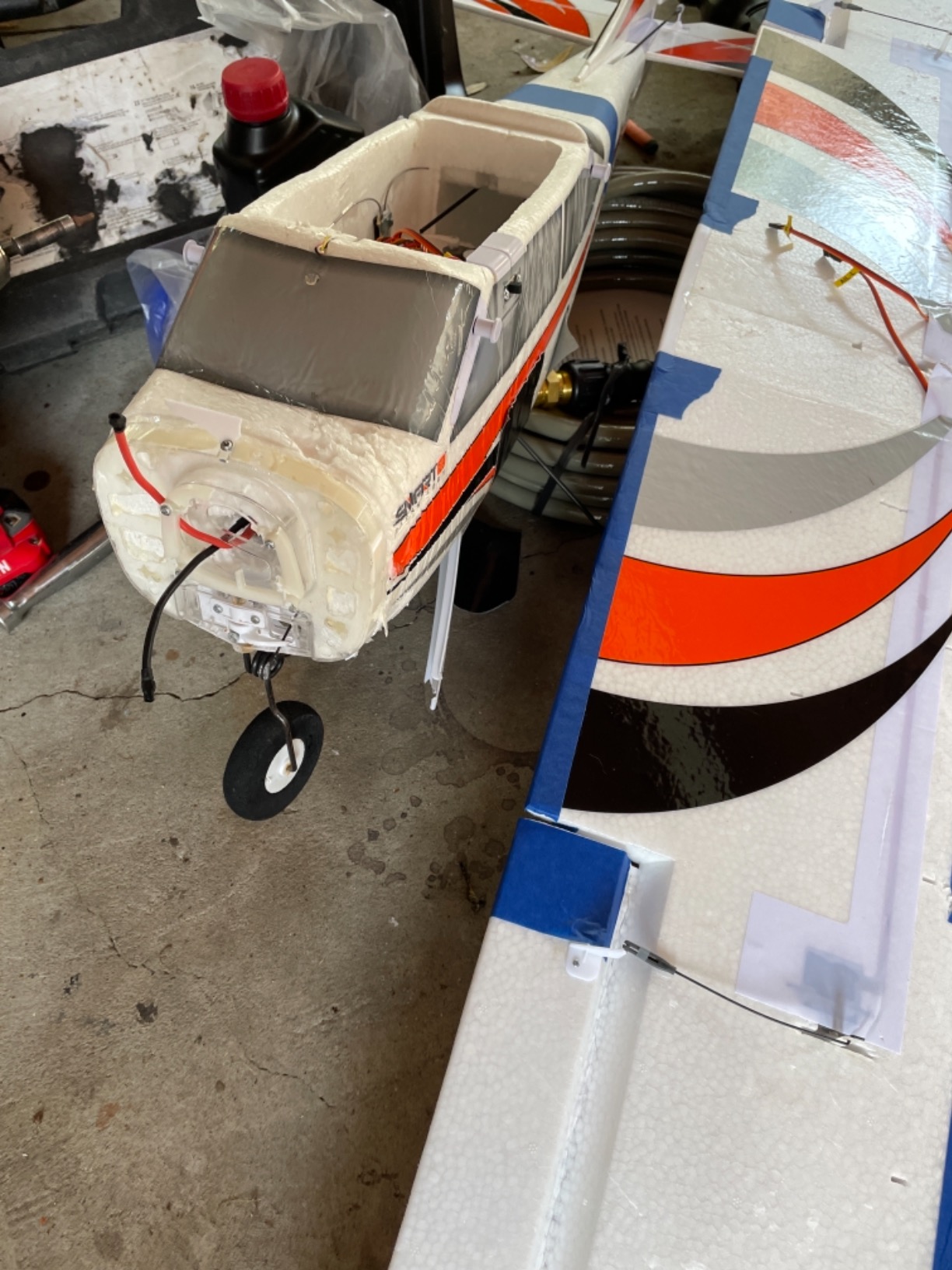 E-flite RC Airplane Apprentice STS 1.5m BNF Basic Smart Trainer with Safe customer photo 2