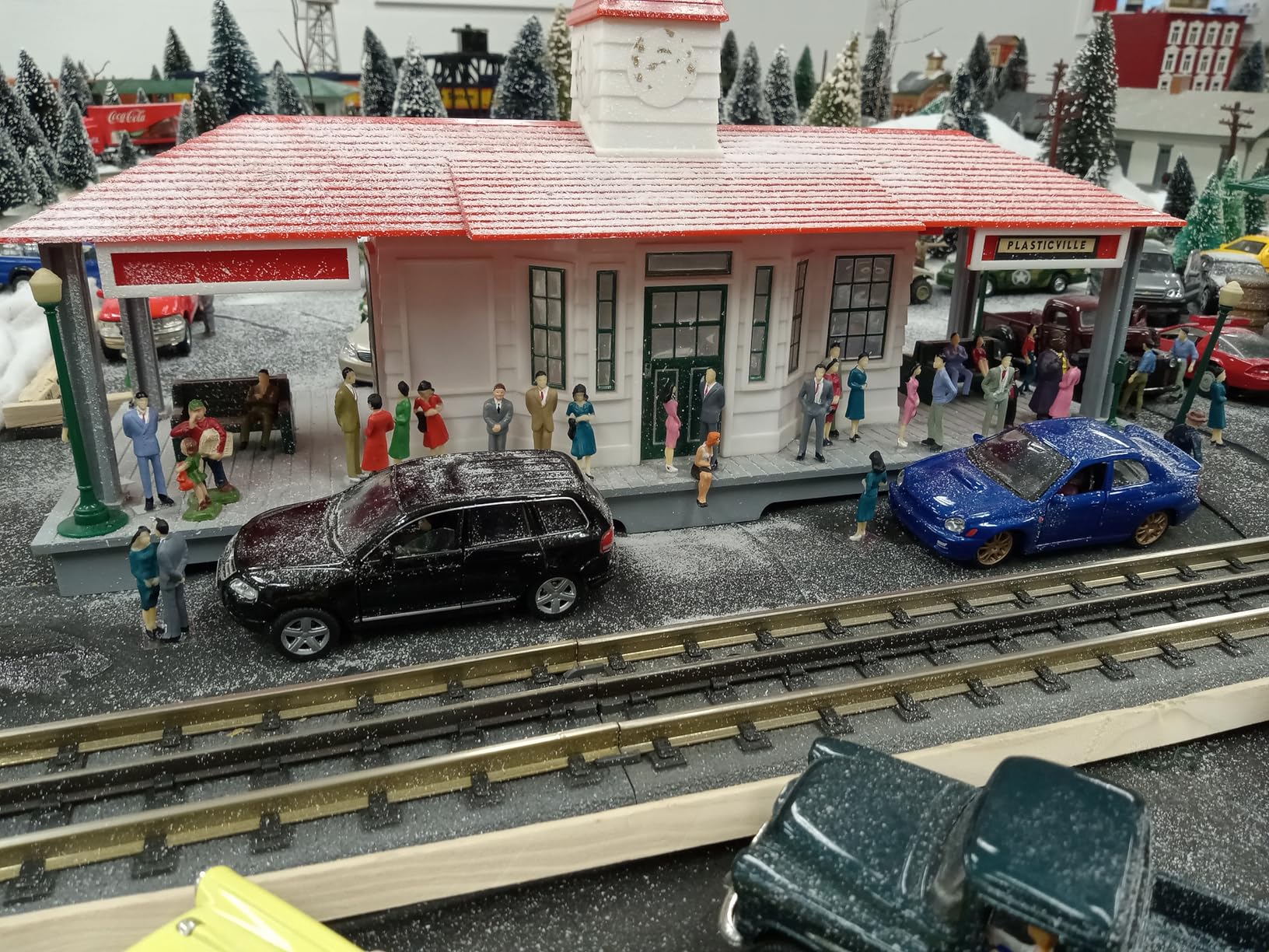 100PCS Model Trains Architectural 1:50 O Scale Painted Figures O Gauge Sitting and Standing People for Miniature Scenes customer photo 1