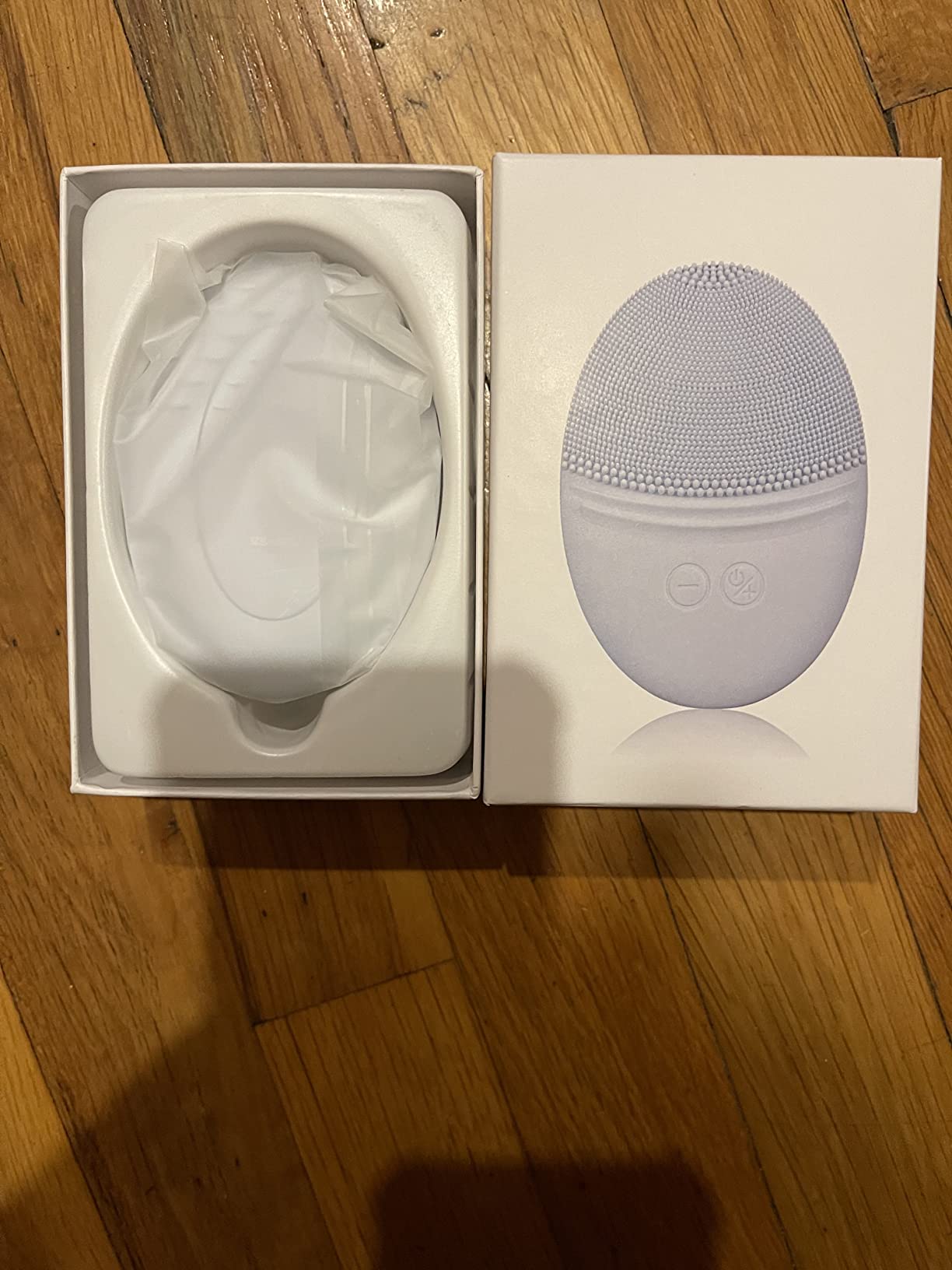 EZBASICS Facial Cleansing Brush Made with Ultra Hygienic Soft Silicone, Waterproof Sonic Vibrating Face Brush for Deep Cleansing, Gentle Massaging, Inductive Charging (Pink) 1 Pack+5 Speed Settings customer photo 2