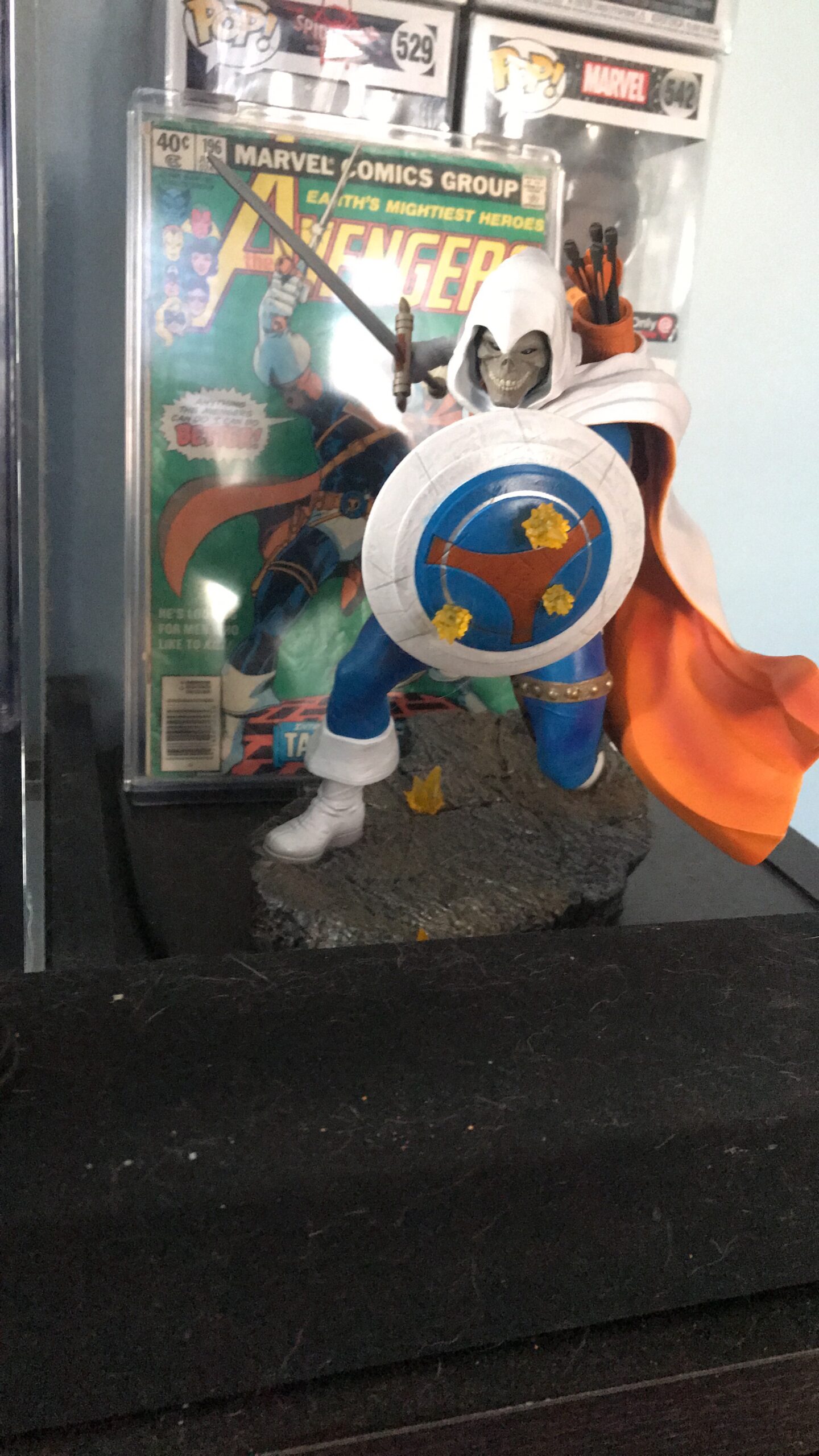 Diamond Select Toys Marvel Gallery: Taskmaster PVC Figure, Multicolor, 9 inches customer photo 1