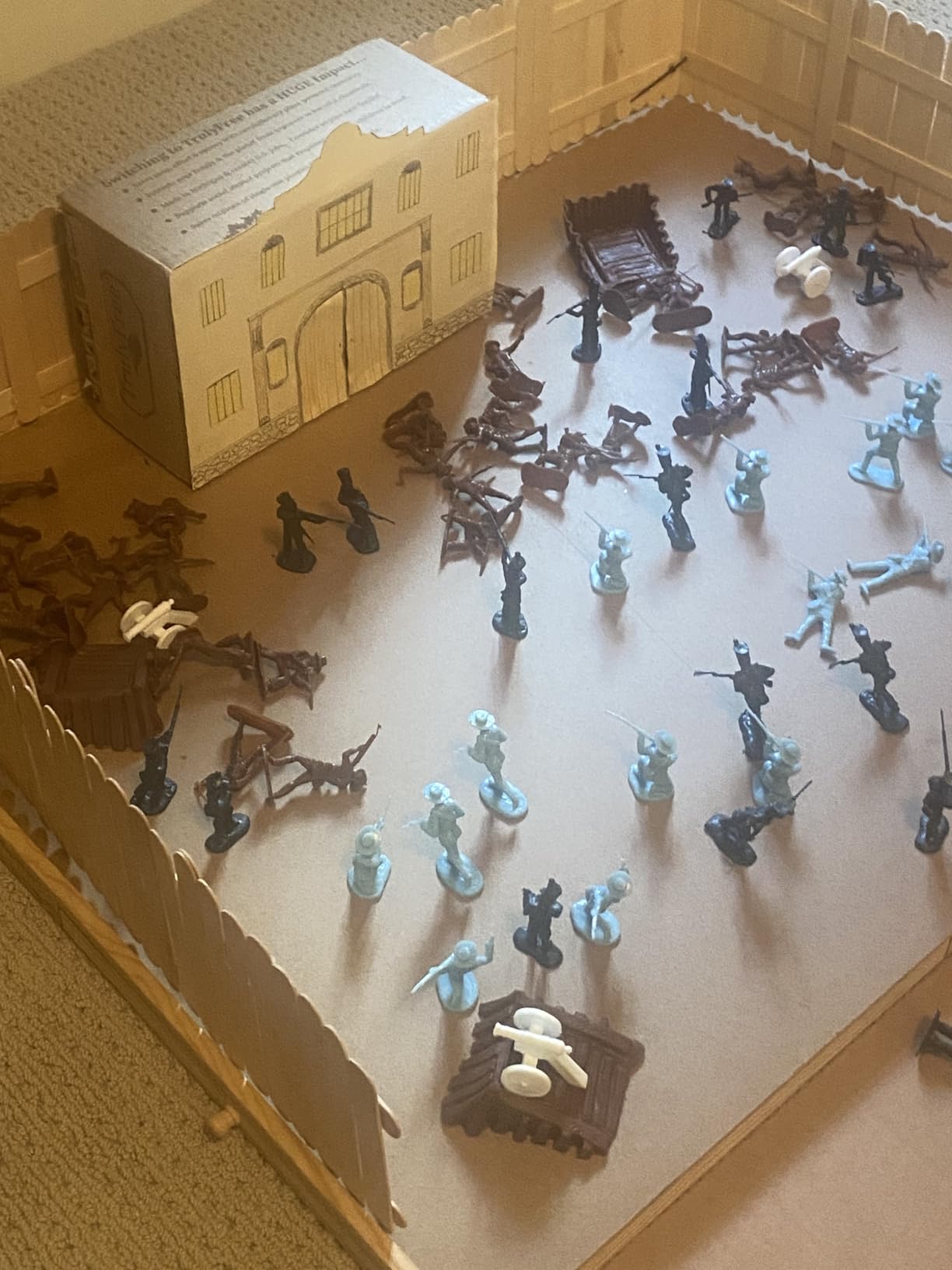 BMC The Alamo Plastic Army Men - Texas vs. Mexico 37pc Soldier Figures customer photo 2