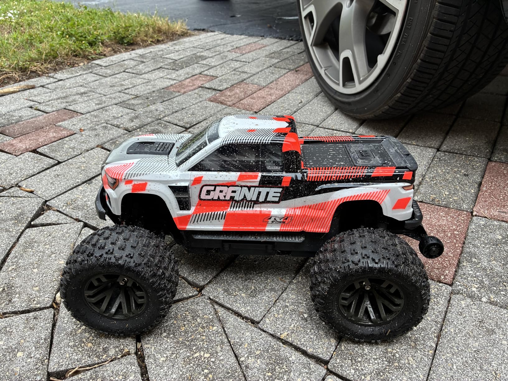 ARRMA Wheelie Bar Set, ARA320613 Large customer photo 1
