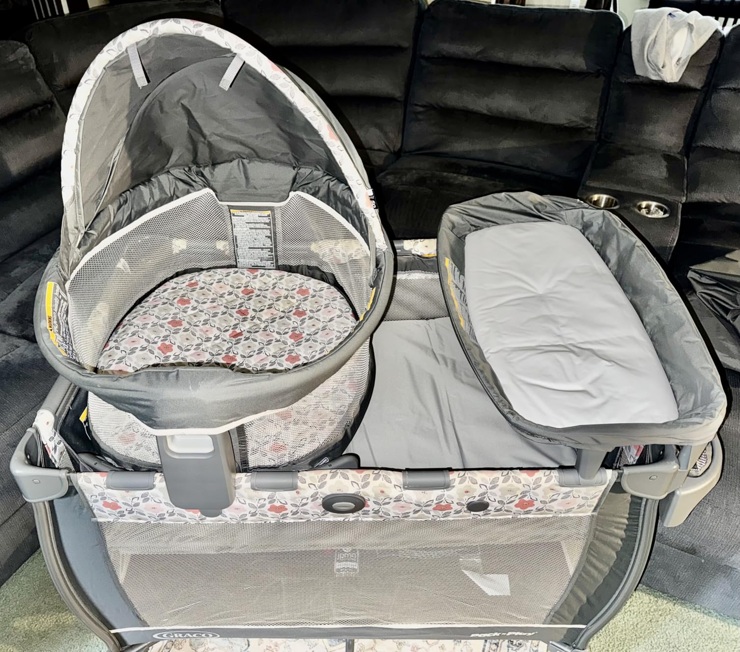 Graco Pack 'n Play Dome LX Playard with Baby Bassinet, Lightweight Portable Crib, Push-Button Fold, Redmond customer photo 1