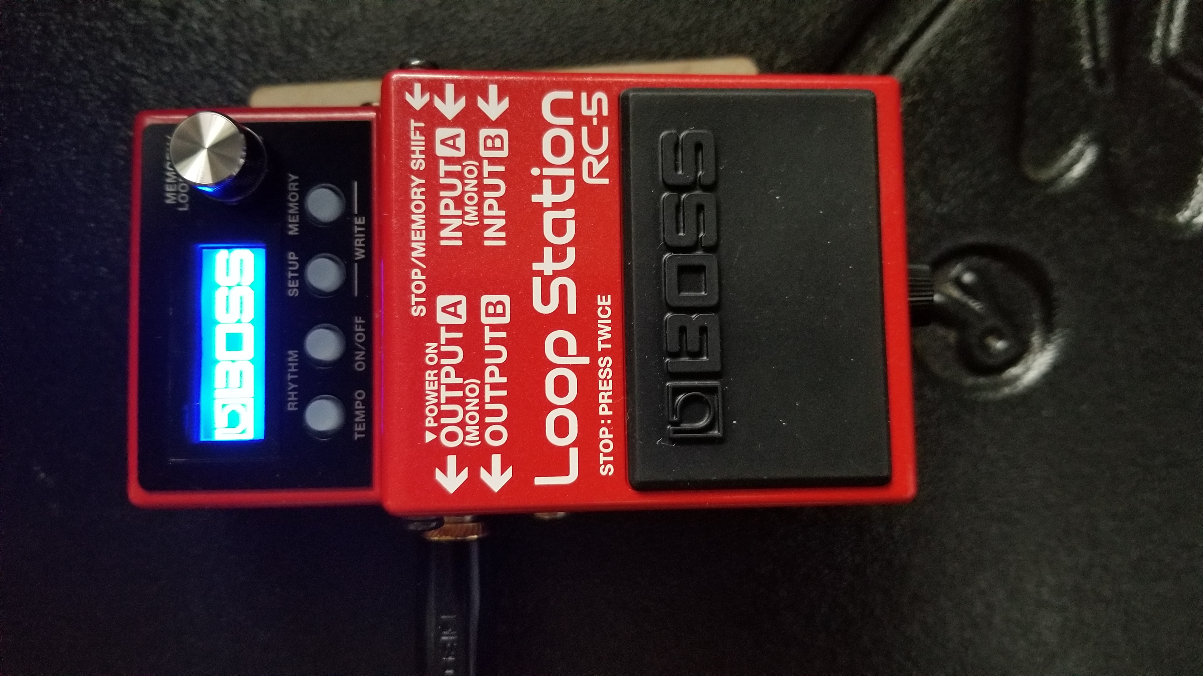 BOSS RC-5 Loop Station | Advanced Looping Features in a Compact Pedal | 32-Bit AD/DA and 32bit Floating-Point Processing | 13 Hours Record Time | Multi-Color LCD | MIDI/IO & USB Connectivity customer photo 2