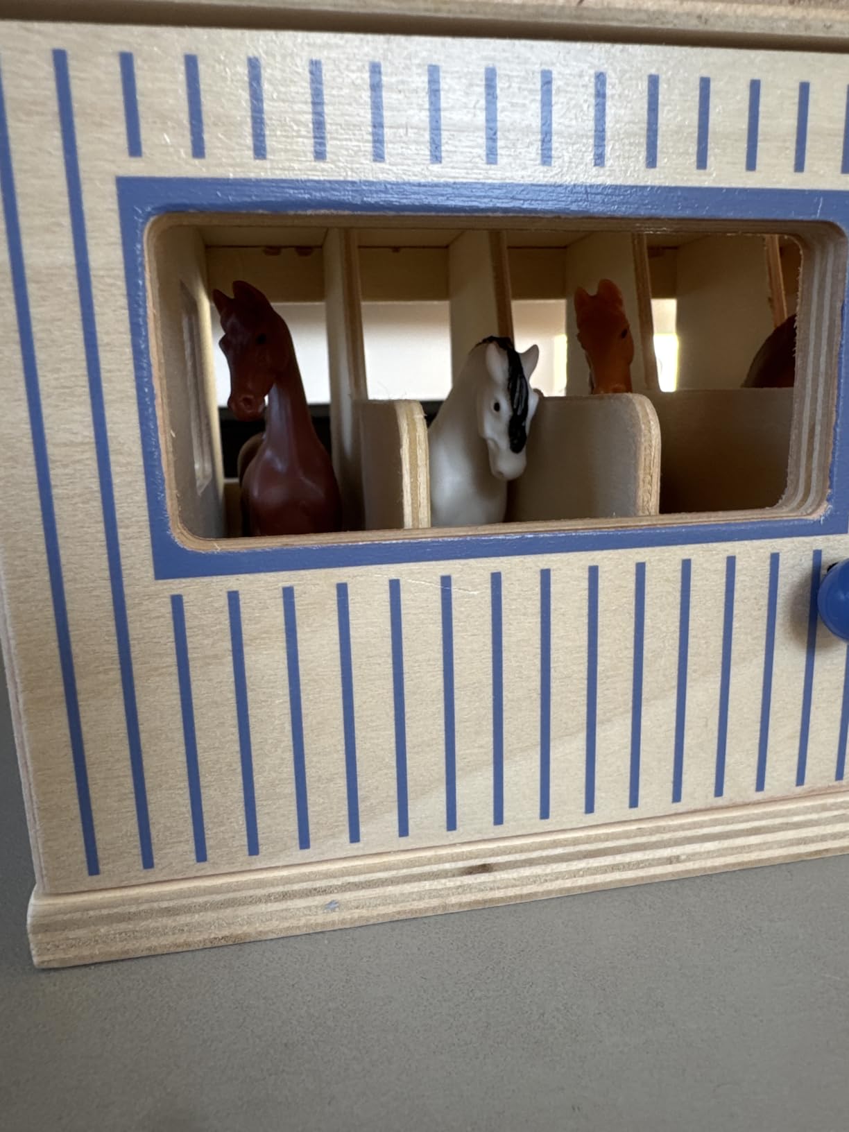 Breyer Farms Wood Stable Playset 59217, Multicolor customer photo 2