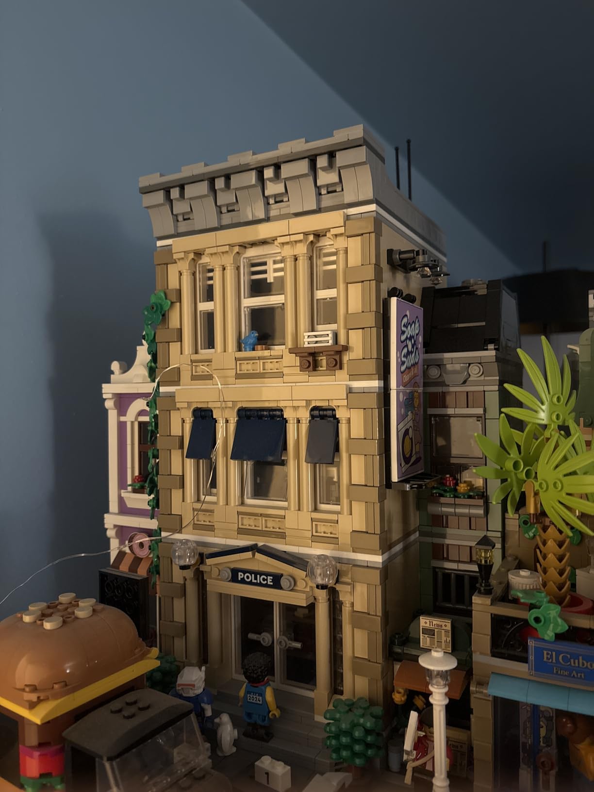 LEGO Police Station 10278 Building Kit; A Highly Detailed Displayable Model for Adults, New 2021 (2,923 Pieces) customer photo 2