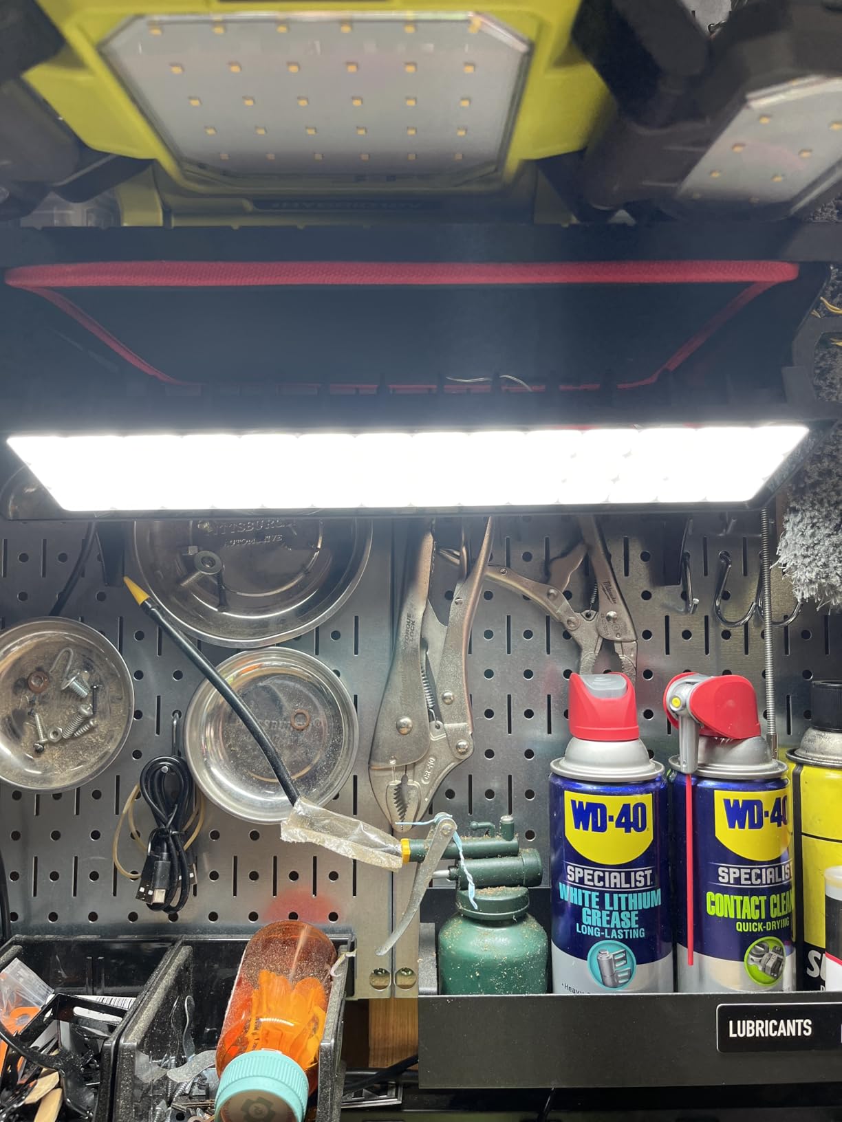 Onforu LED Shop Lights,100W 14000lm Ultra Bright LED Work Lights with Plug,6500K Daylight White Garage Light,IP66 Waterproof Lighting for Garage Warehouses Workshop(2 Pack) customer photo 1