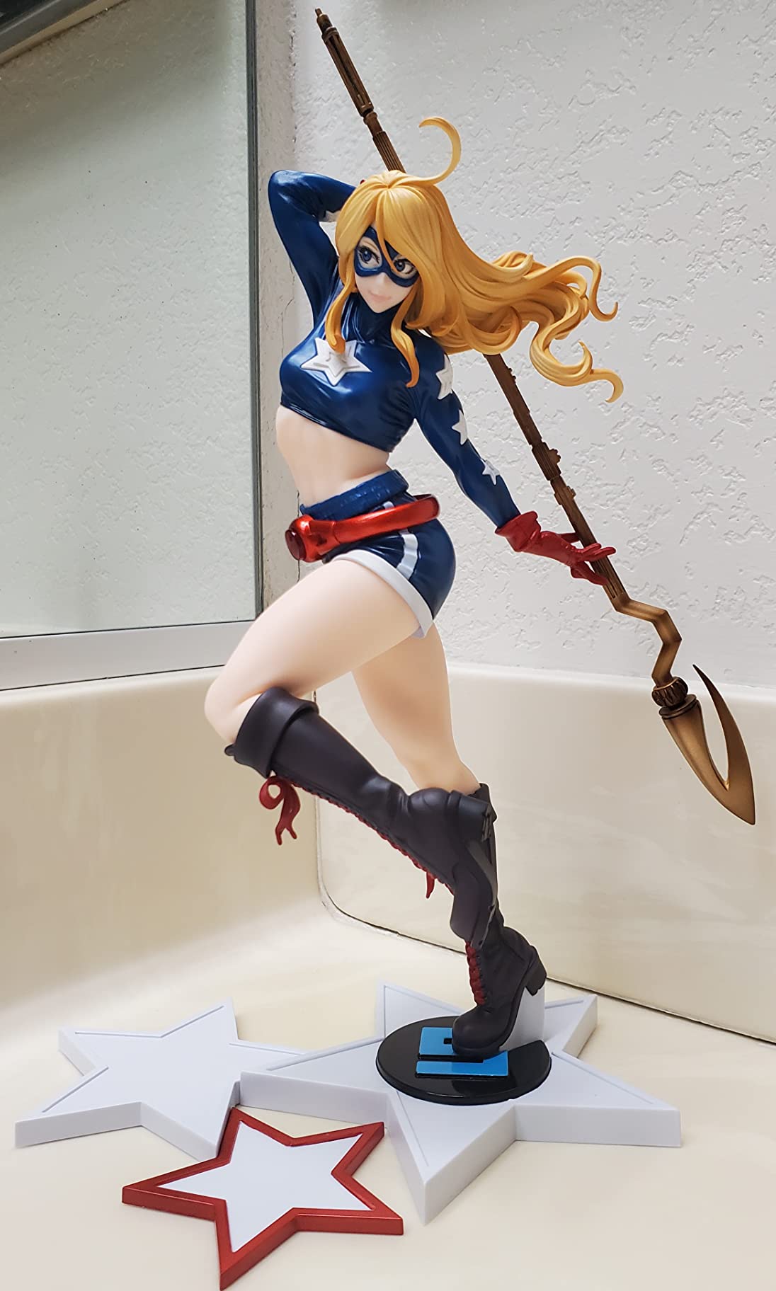 Kotobukiya DC Comics: Stargirl Bishoujo Statue customer photo 1