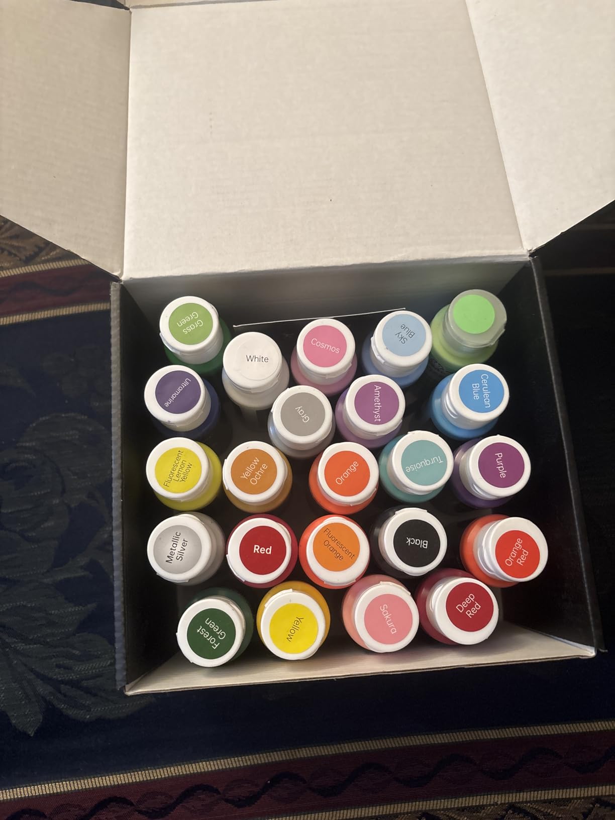 Shuttle Art 50 Colors Acrylic Paint Set, 2oz/60ml Bottles customer photo 2