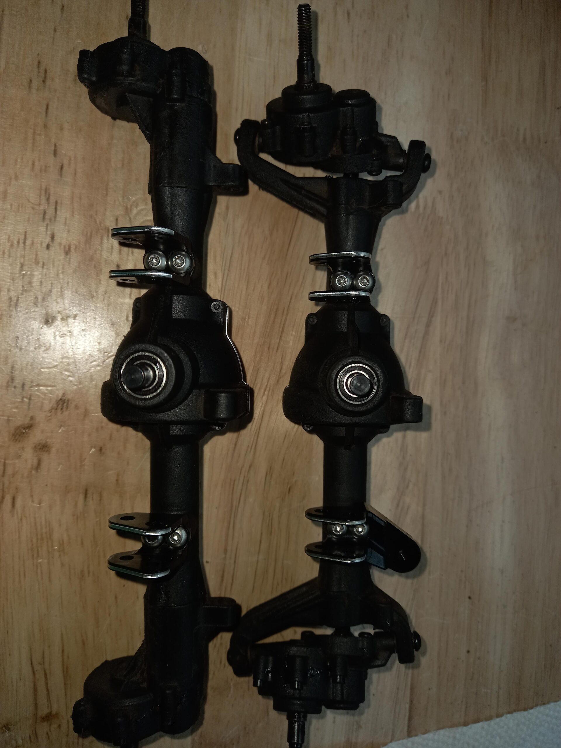 Aluminum Lower Link Mount Set for Axle Compatible with Redcat Gen8 Upgrades, Replacement of RER11337 RER11414 (Black) customer photo 1