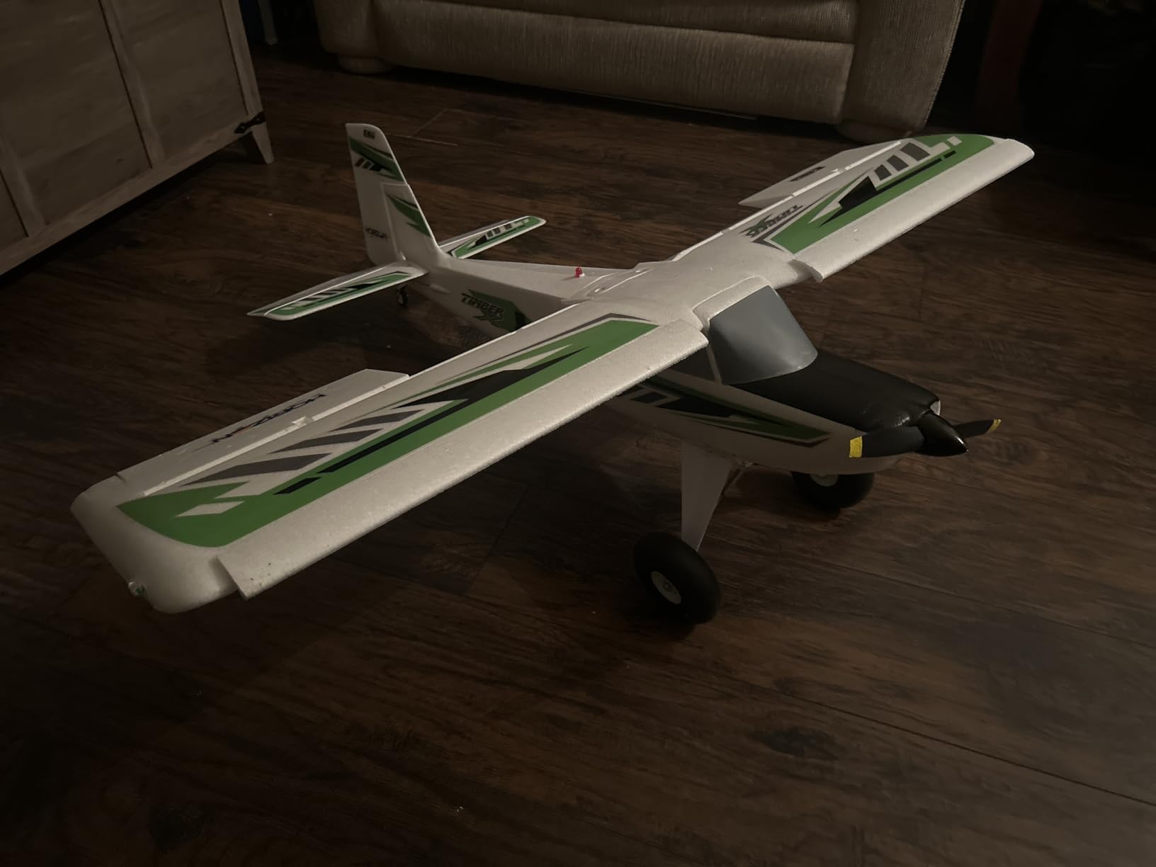 RC Airplane Timber X 1.2m BNF Basic Transmitter Battery and Charger not includedwith AS3X and Safe Select EFL38500 customer photo 1