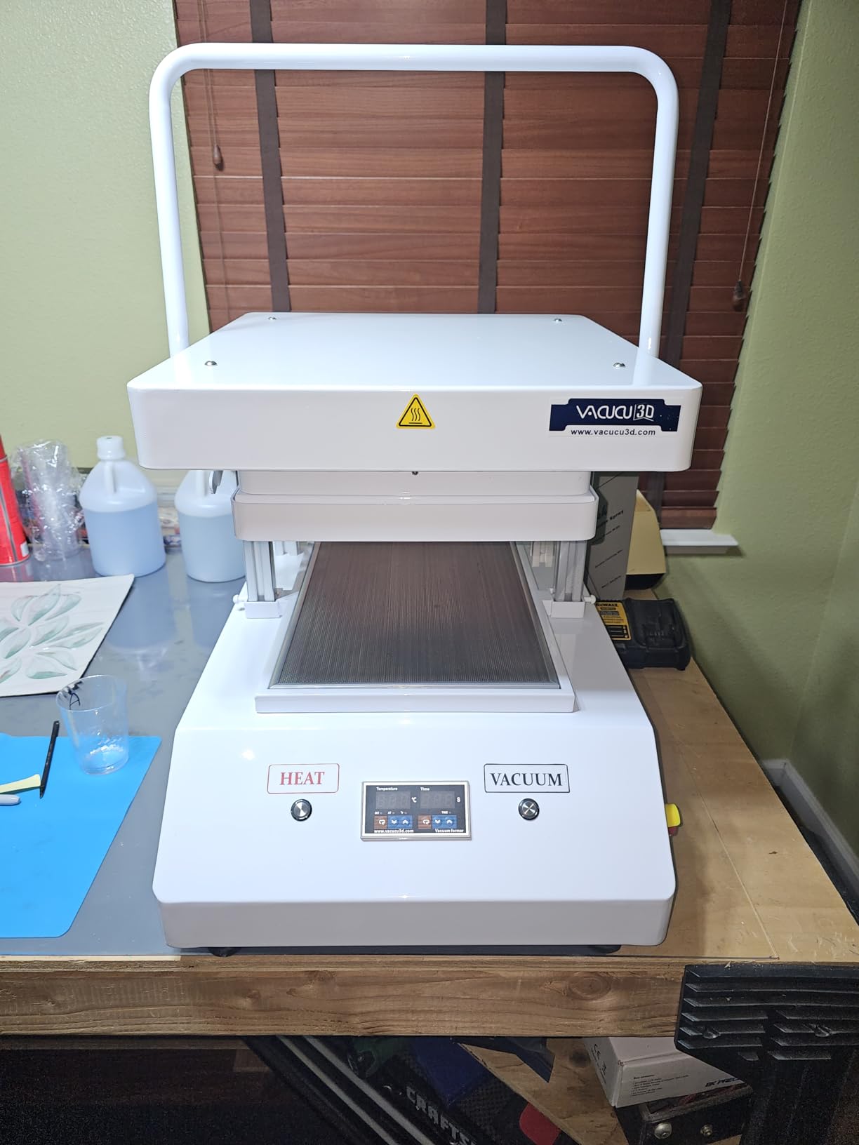 A3(297mm×420mm/16.54x11.69in) The Desktop Vacuum Forming Machine Create Prototypes Molds and Casts in Classroom Kitchen Does not Need Any External Device Realize Your idea on Your Desk customer photo 2