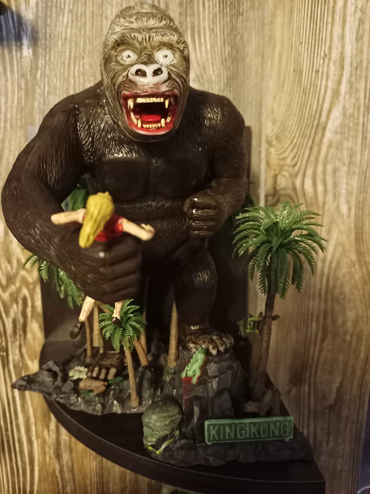 Aurora - 1:30 Scale Model Kit - King Kong (Glow in the Dark) Limited Edition customer photo 2
