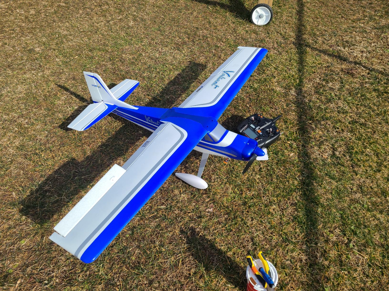 RC Airplane Valiant 1.3m BNF Basic Transmitter Battery and Charger Not Included with AS3X and Safe Select EFL49500 customer photo 1