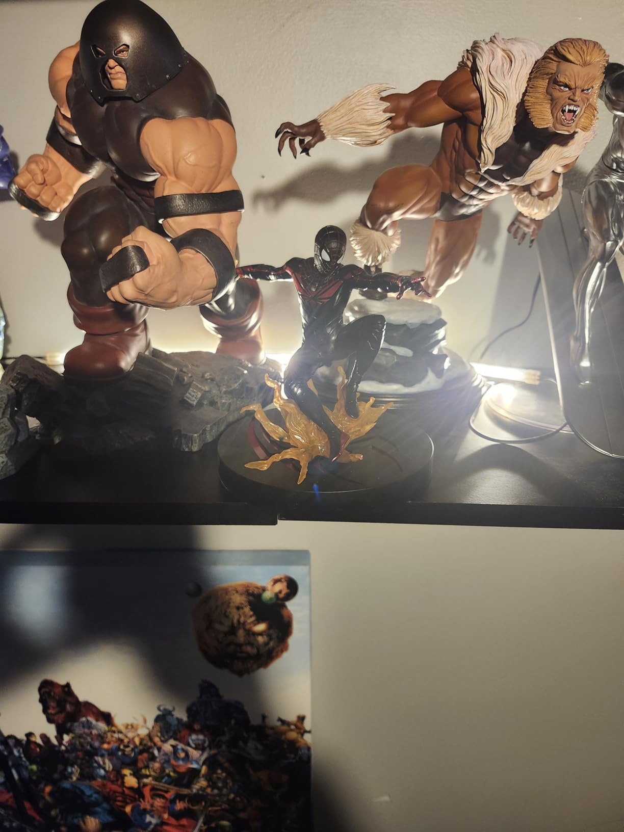 Diamond Select Toys Marvel Gallery: Miles Morales (PlayStation 5 Version) PVC Statue, Multicolor customer photo 1
