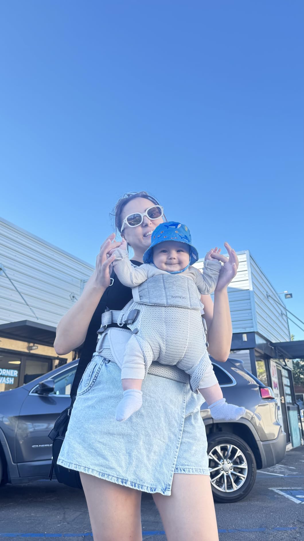 BabyBjorn Baby Carrier Harmony, Anthracite, 3D Mesh | 3-in-1 Ergonomic Baby Carrier; Newborn, Facing-in, Outward-Facing, and Back Carrying Positions Supported (7-40 lbs) customer photo 2
